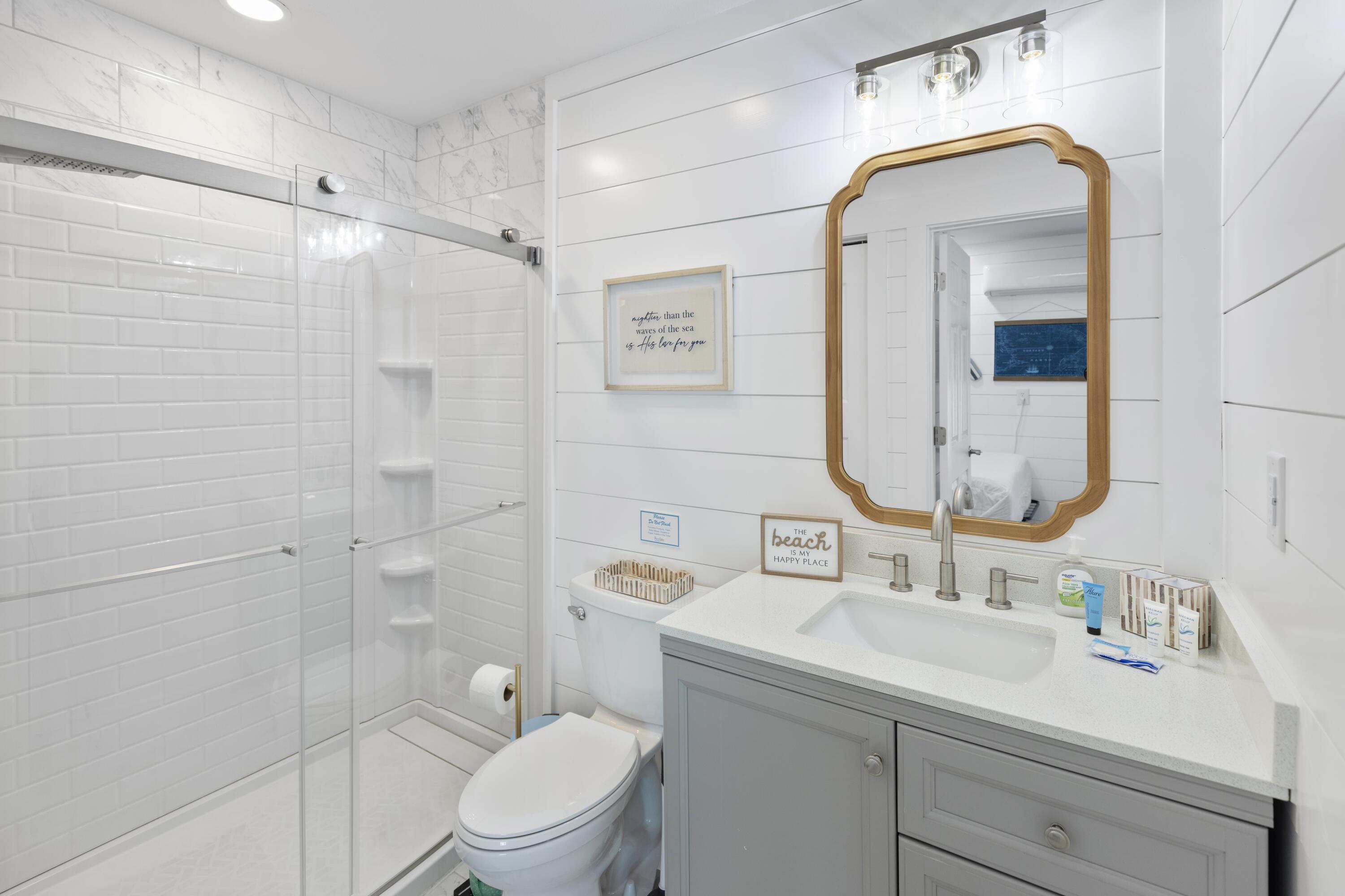 RIVIERA BEACH - Residential