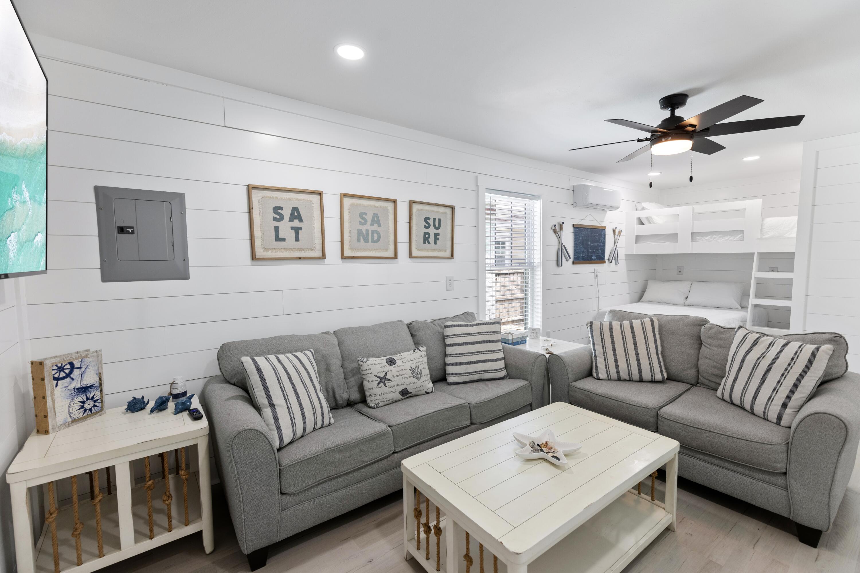 RIVIERA BEACH - Residential