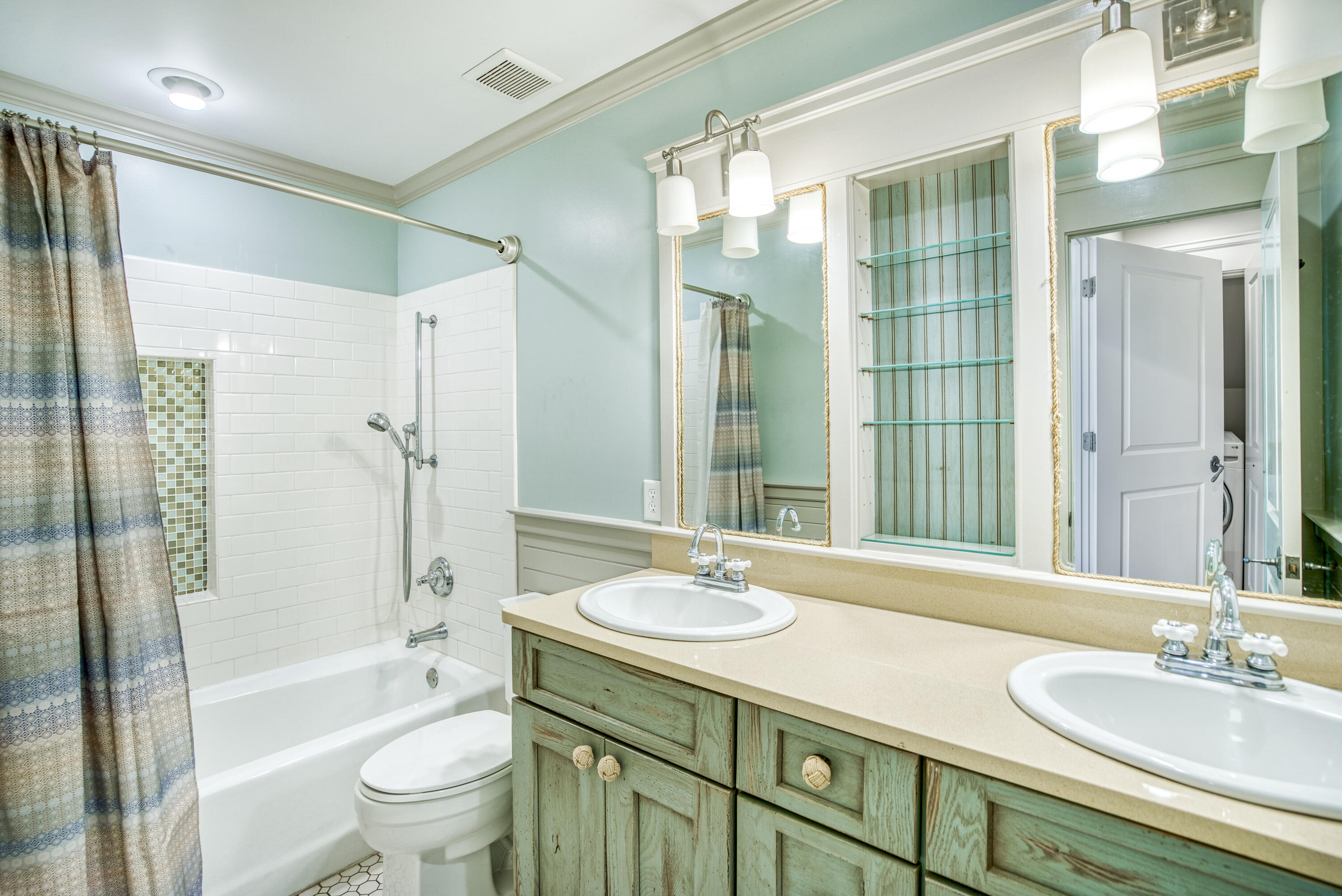 GULF PINES - Residential