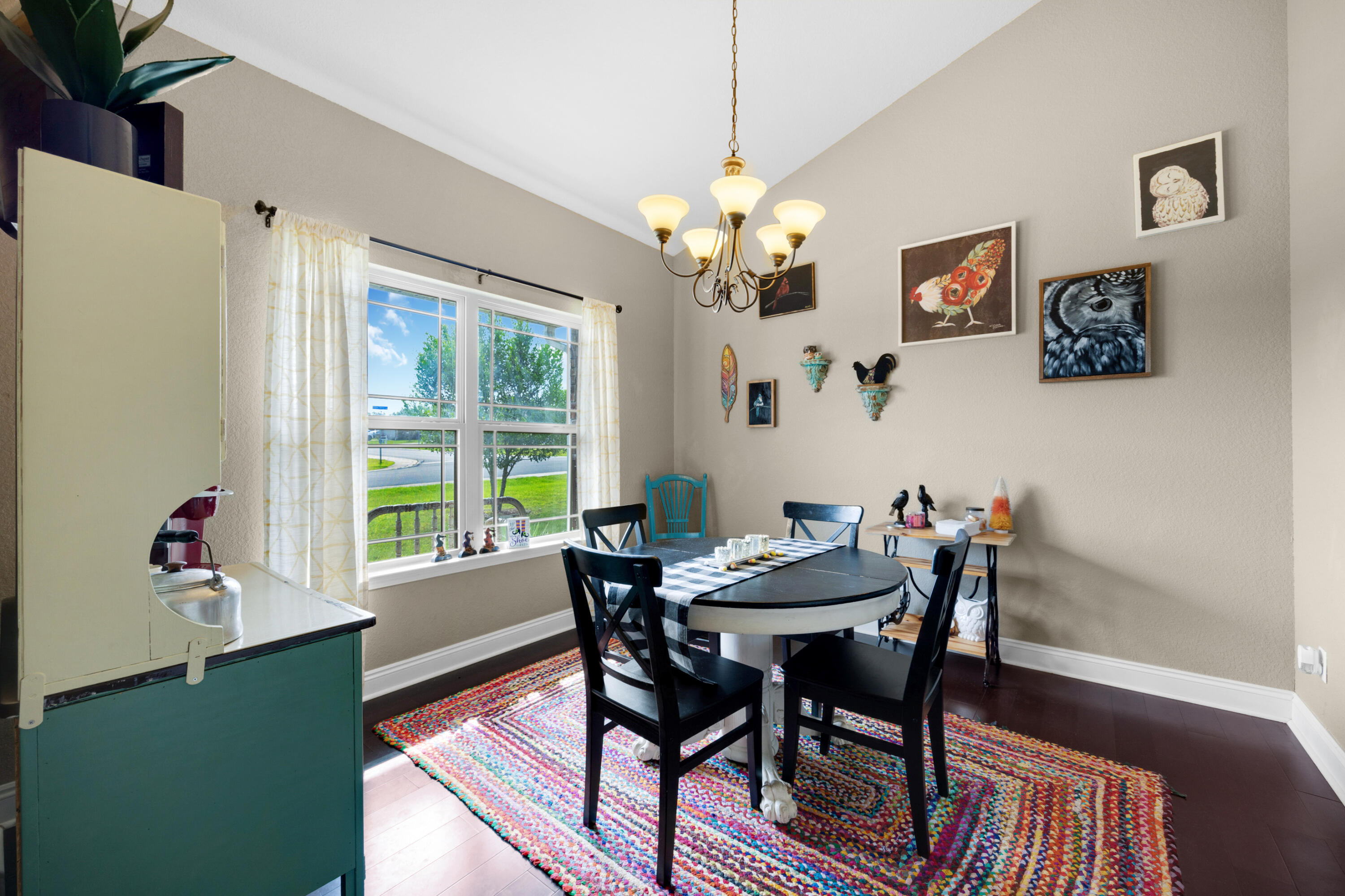 HIDDEN VALLEY - Residential