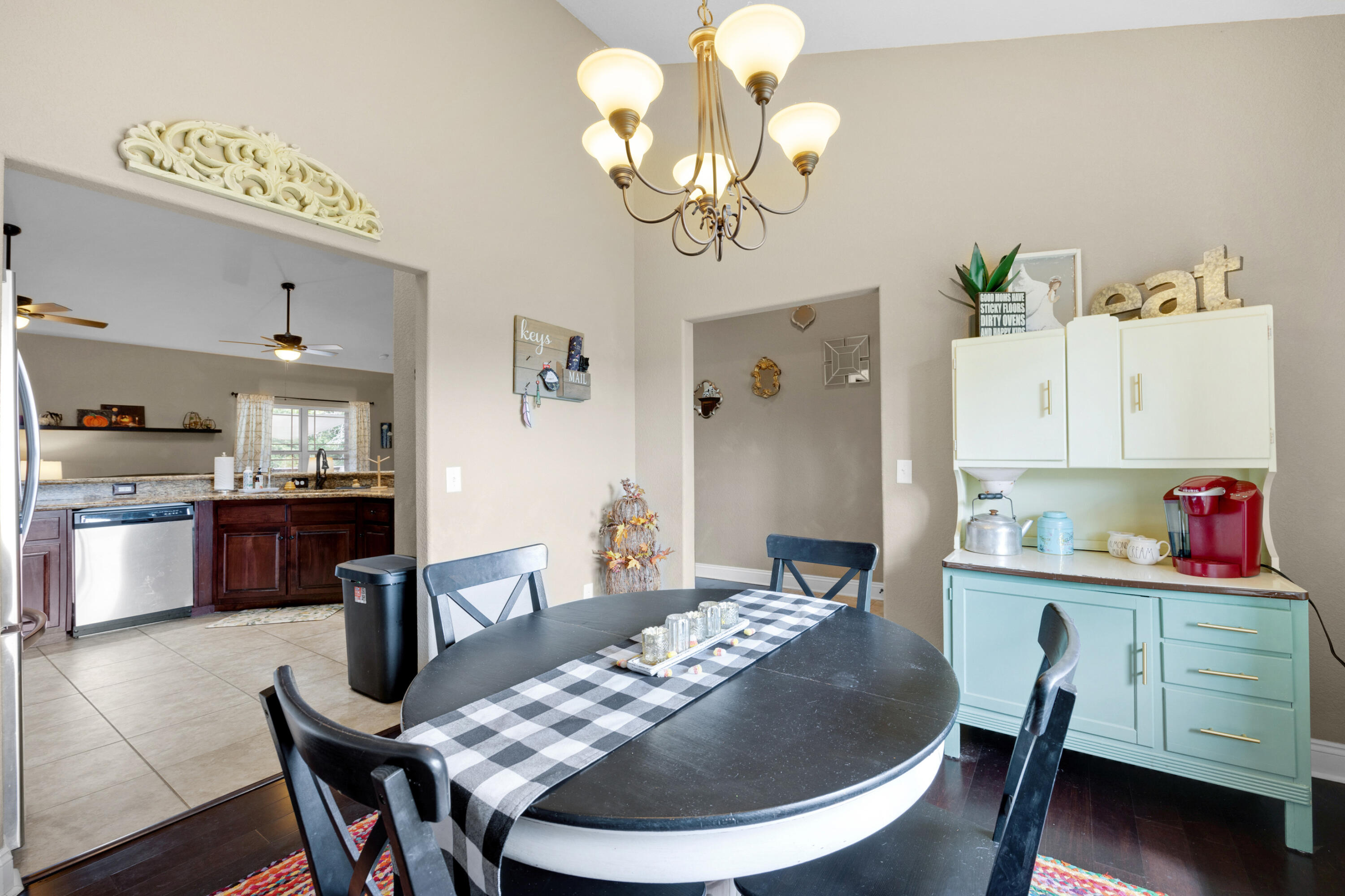 HIDDEN VALLEY - Residential