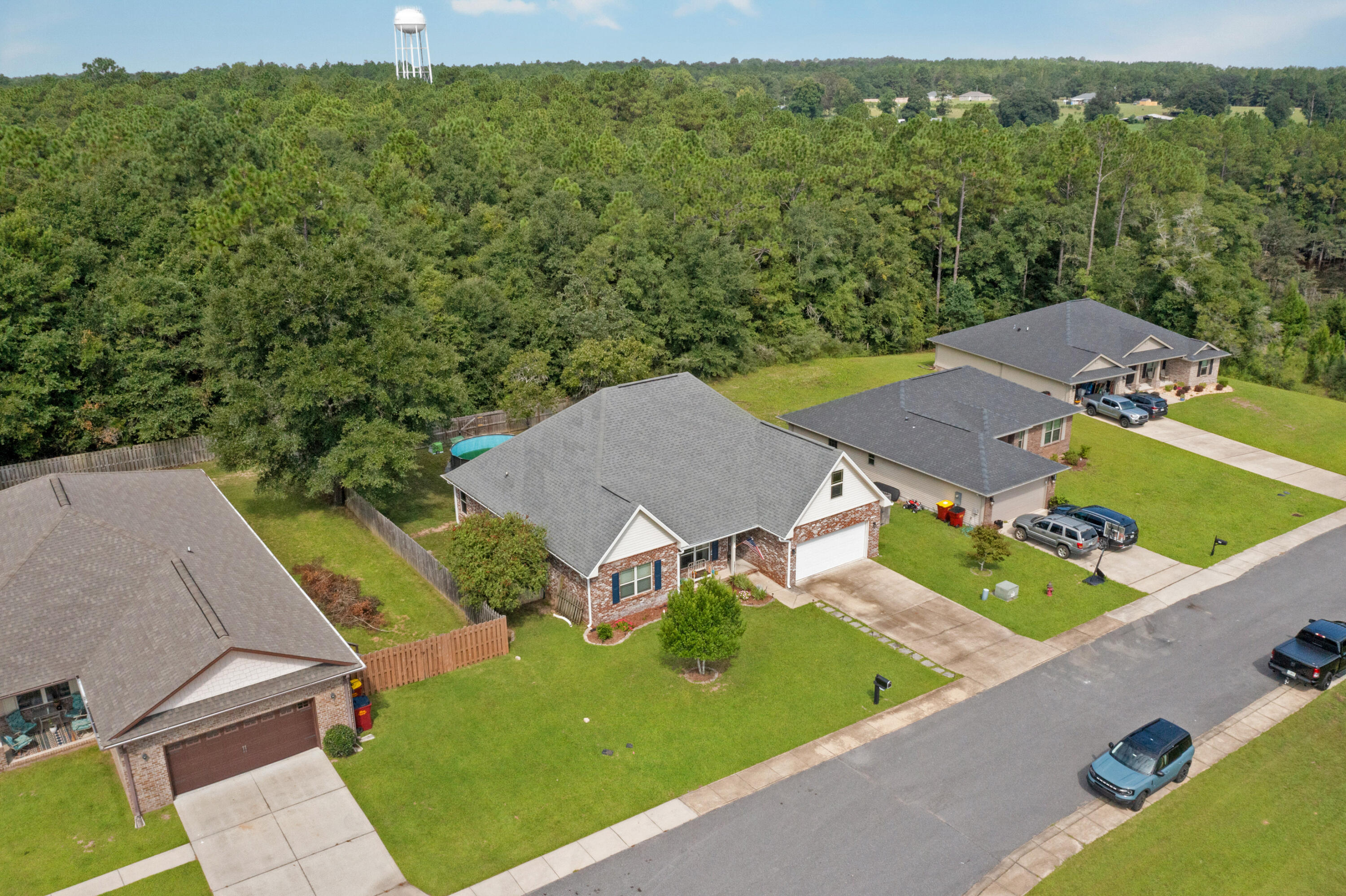 HIDDEN VALLEY - Residential