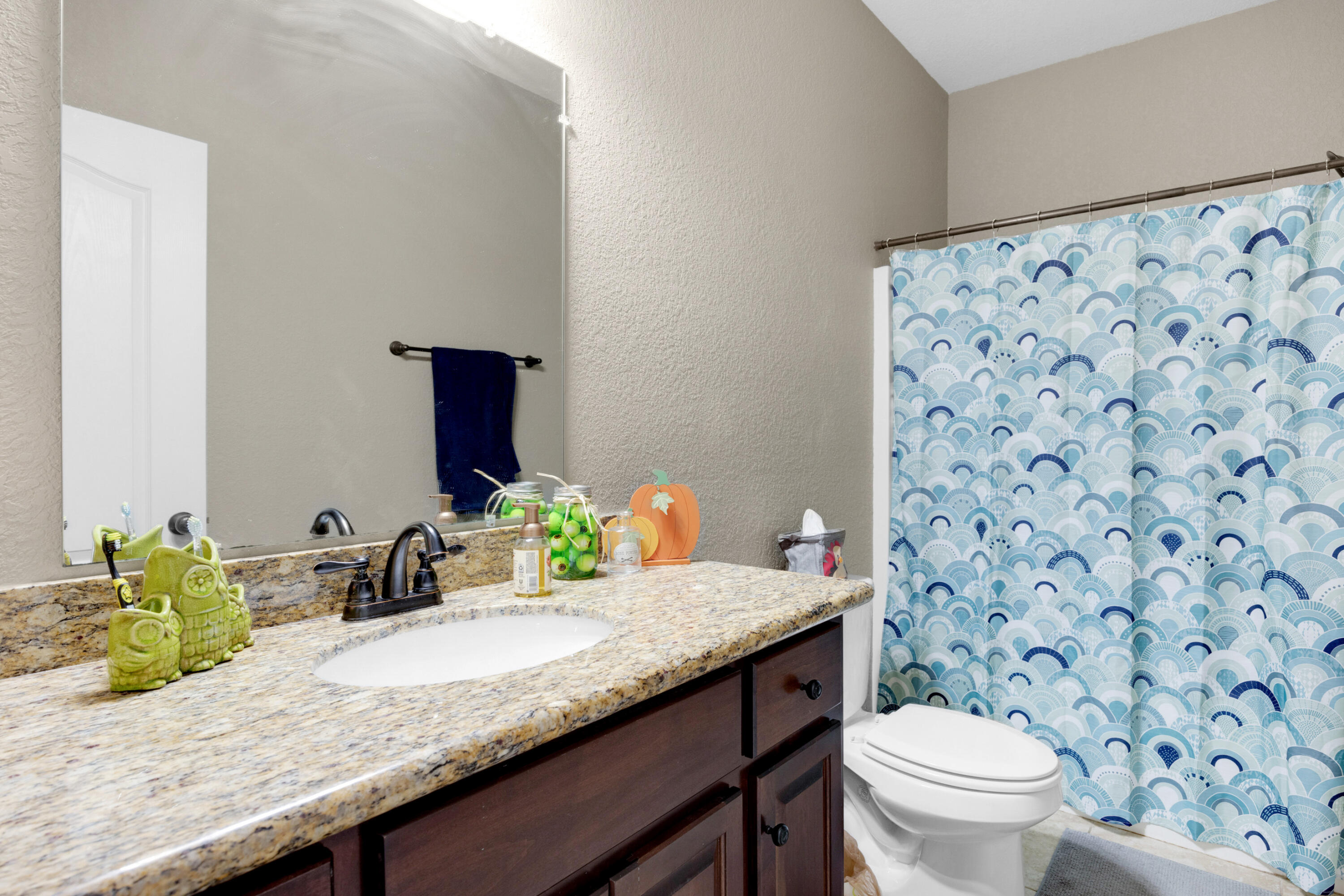 HIDDEN VALLEY - Residential