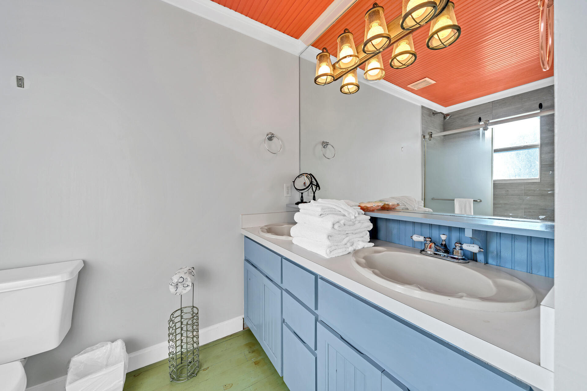 CRYSTAL BEACH - Residential