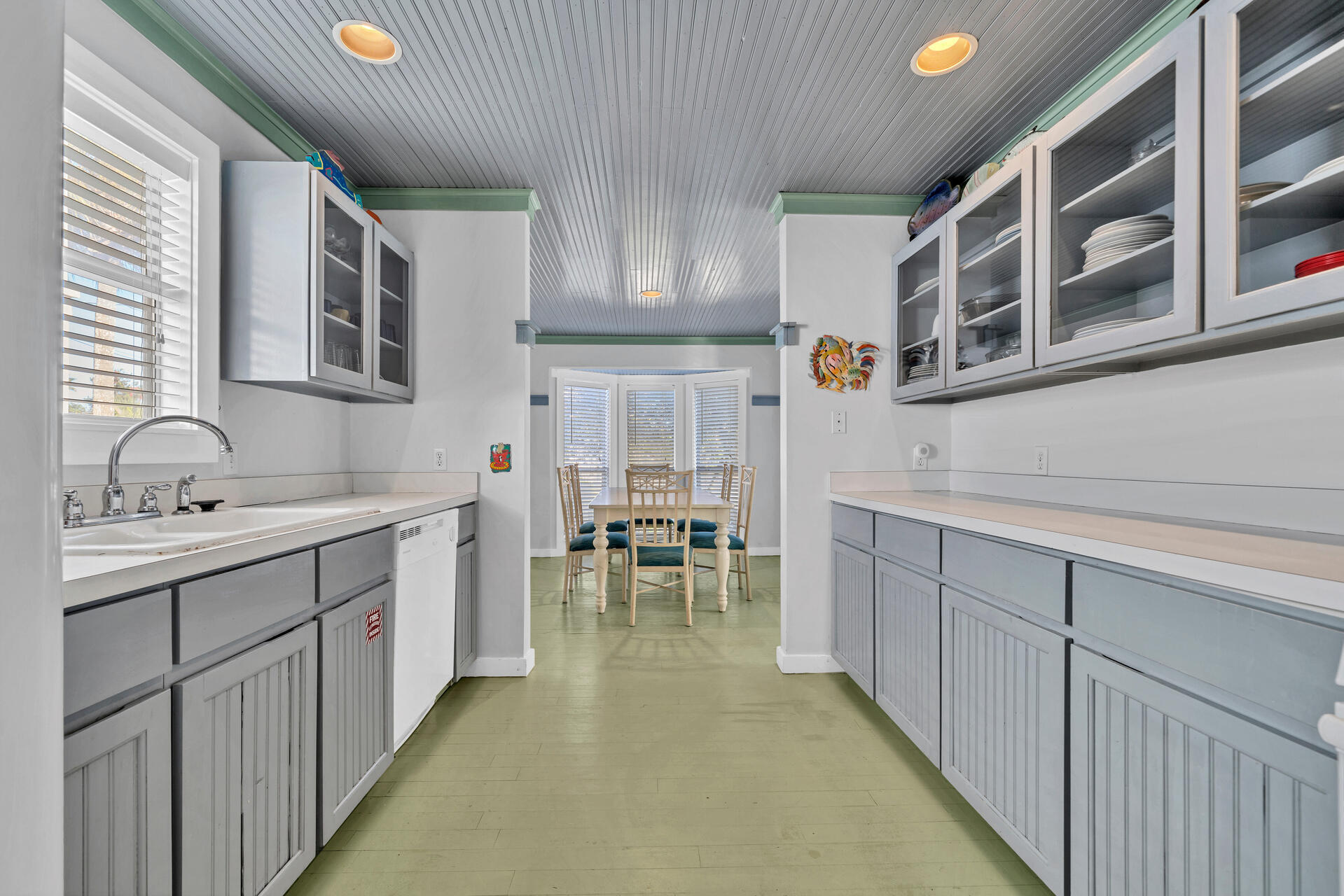 CRYSTAL BEACH - Residential