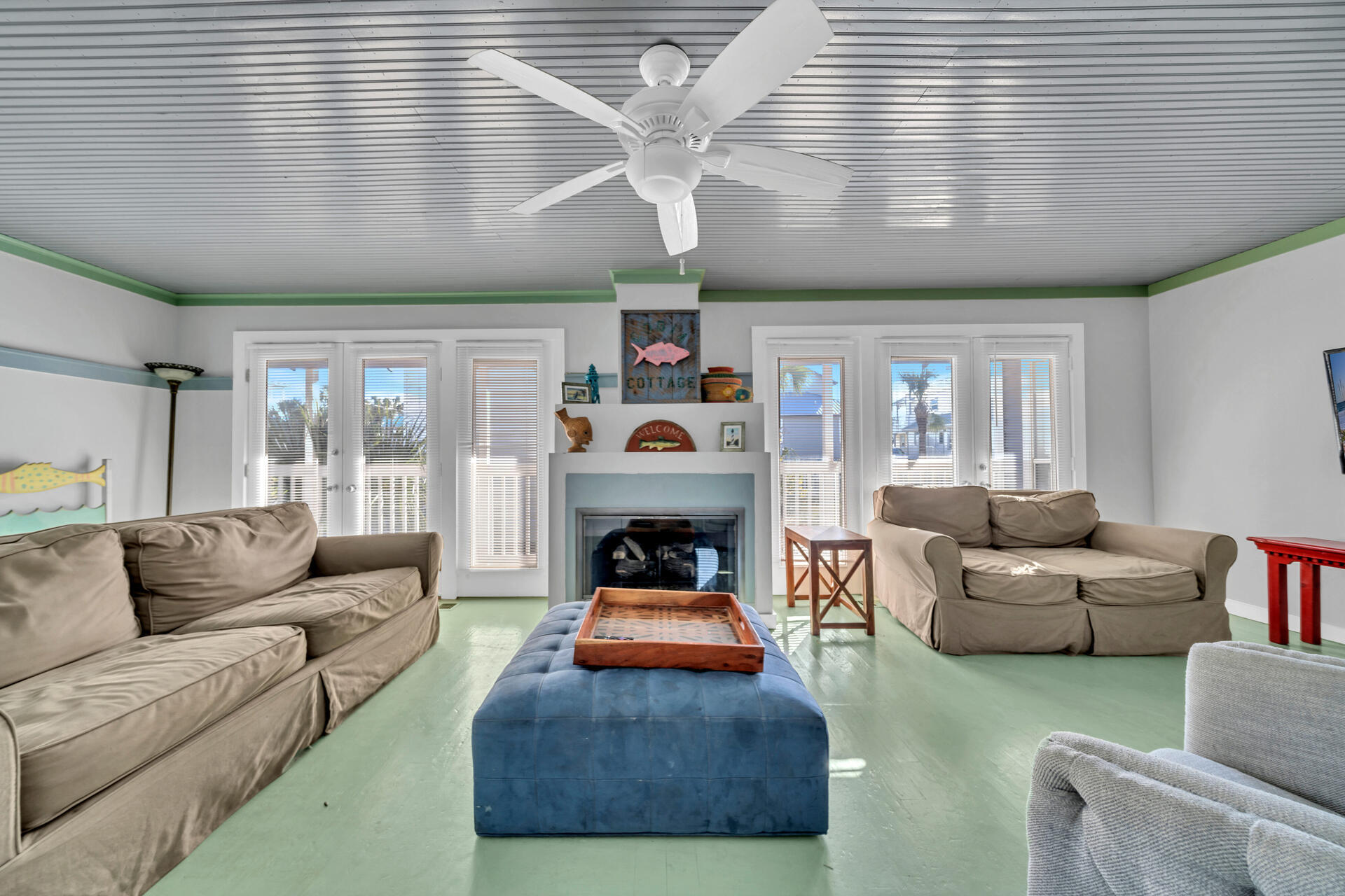 CRYSTAL BEACH - Residential