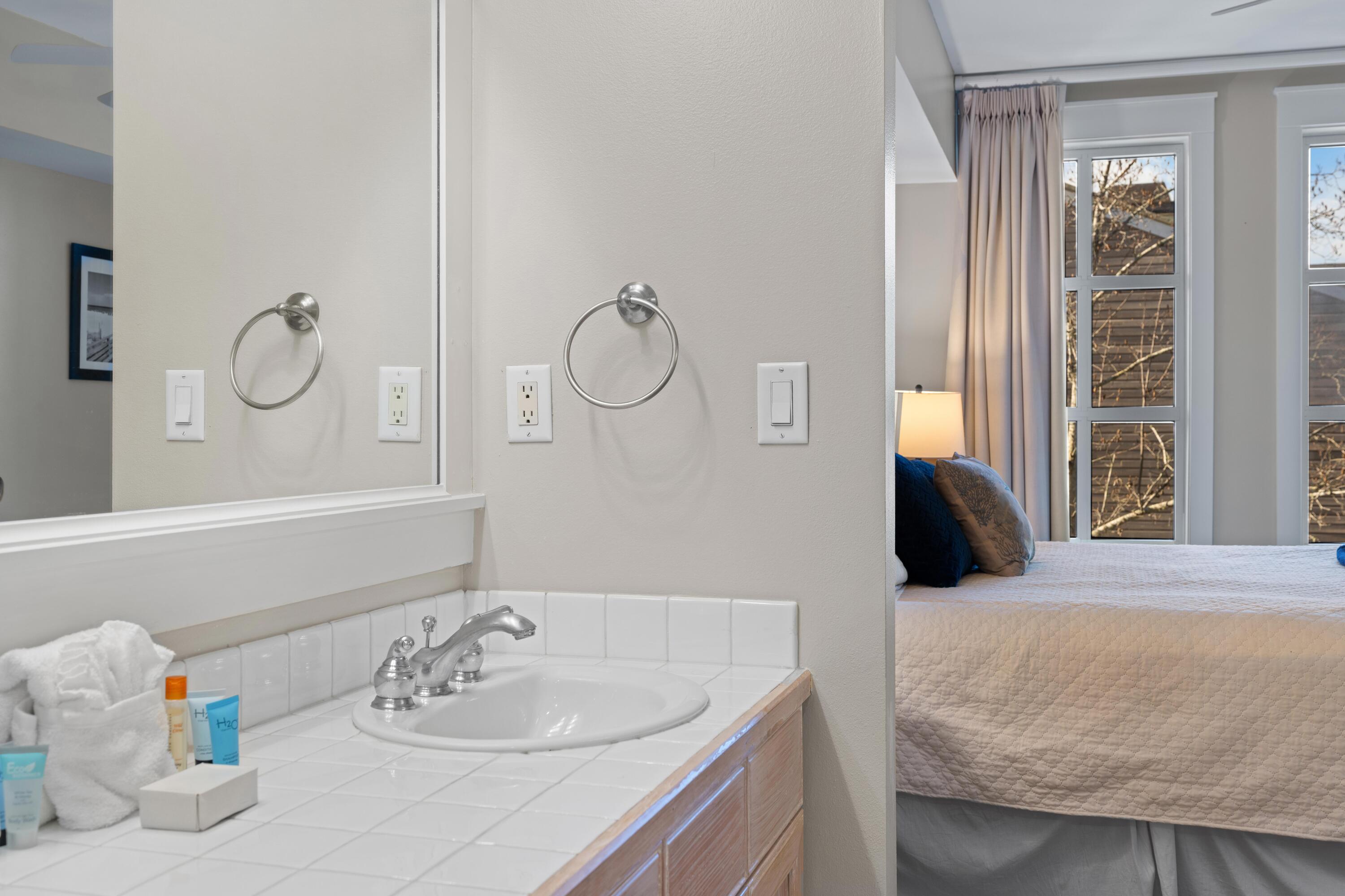 MARKET STREET INN - Residential