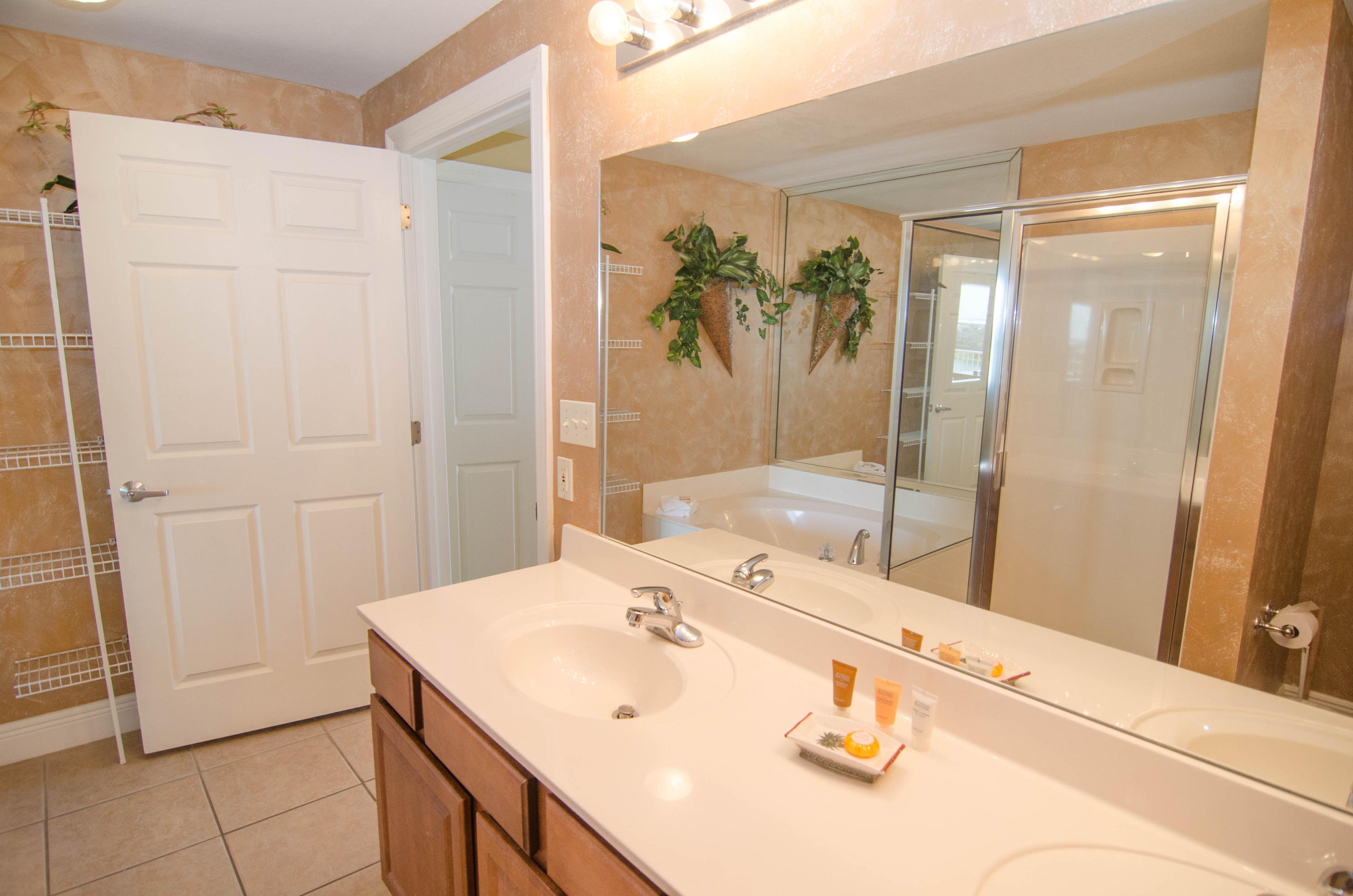 ARIEL DUNES II - Residential