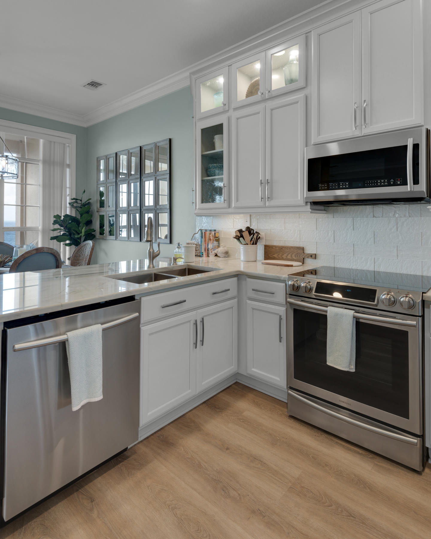 OAK HARBOUR CONDO - Residential