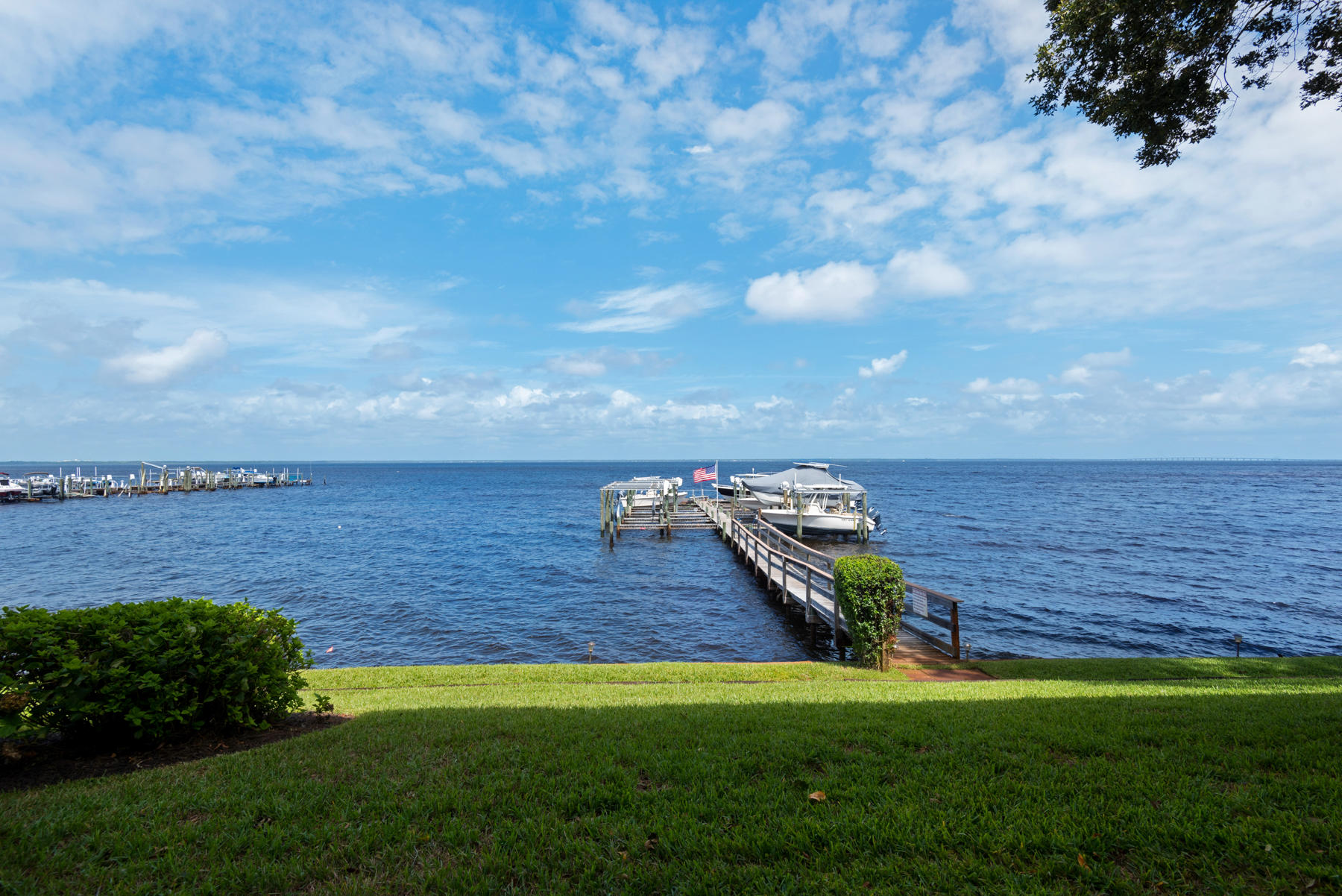 OAK HARBOUR CONDO - Residential