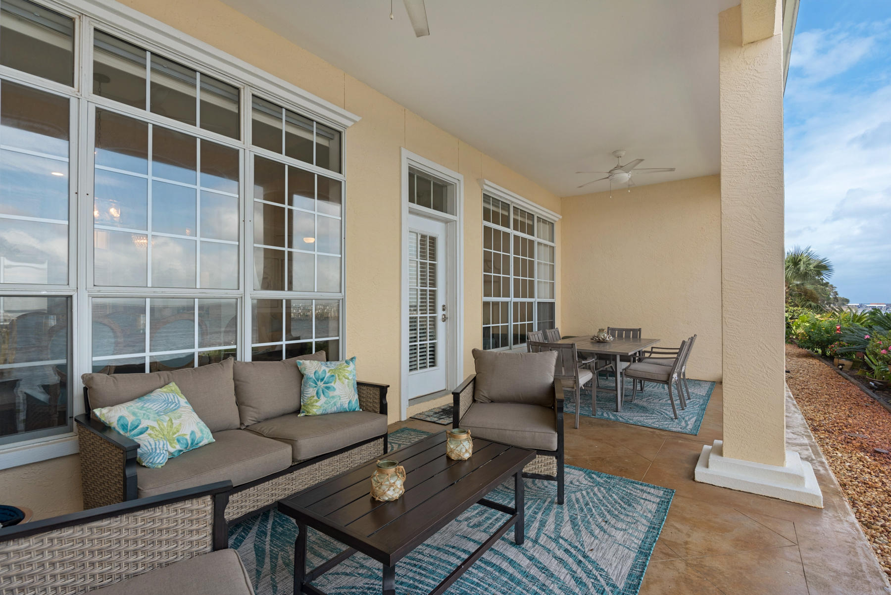 OAK HARBOUR CONDO - Residential