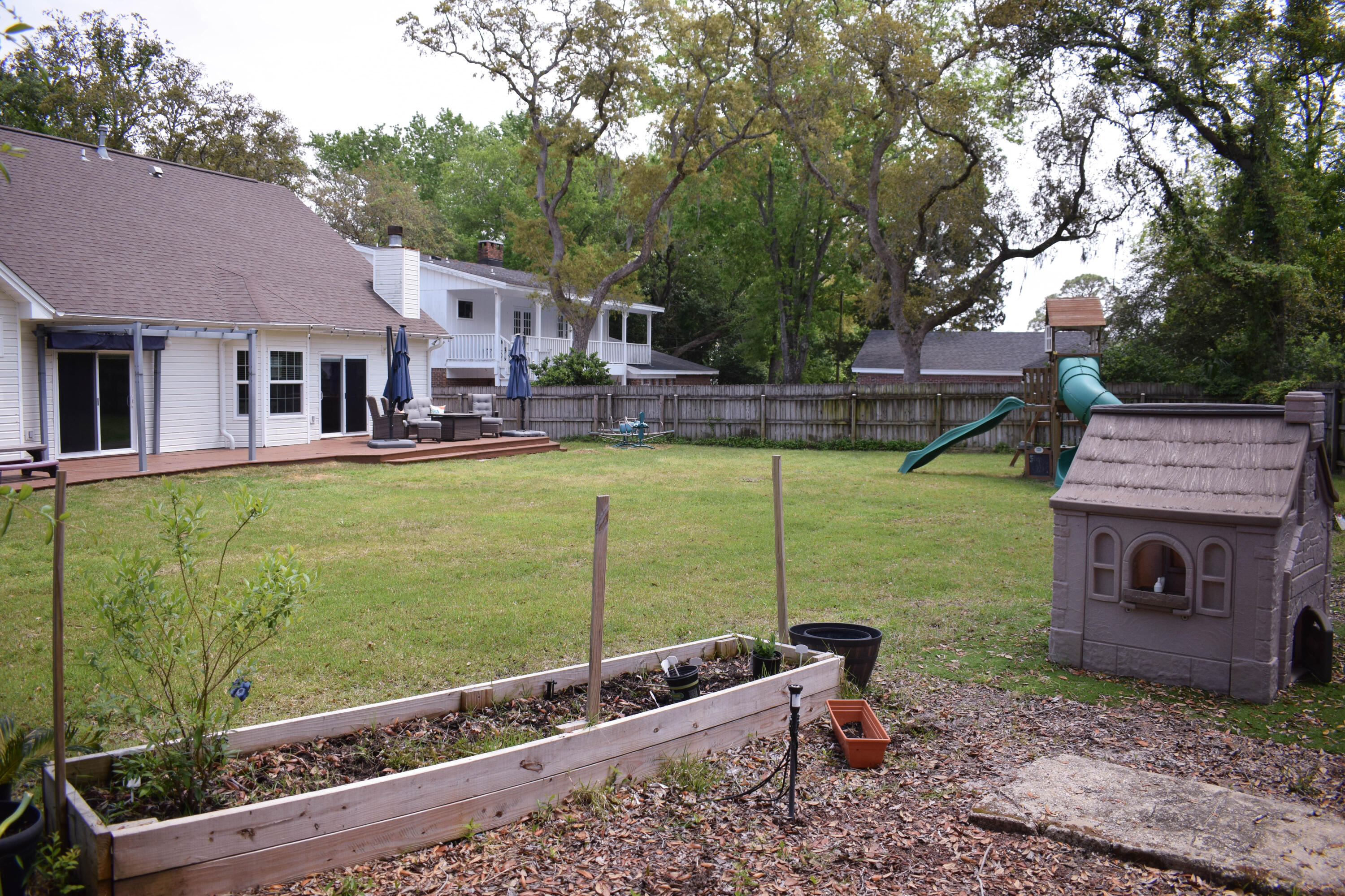 LAUREL S/D - Residential