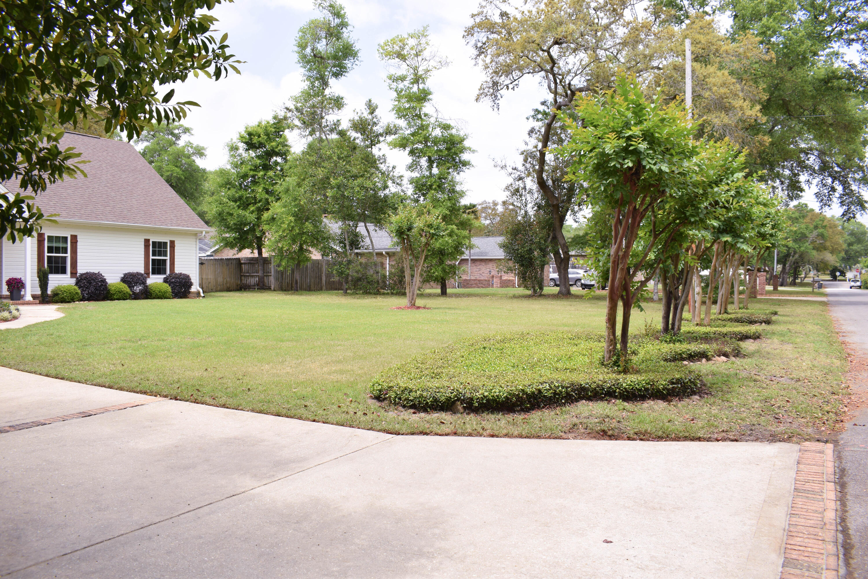 LAUREL S/D - Residential