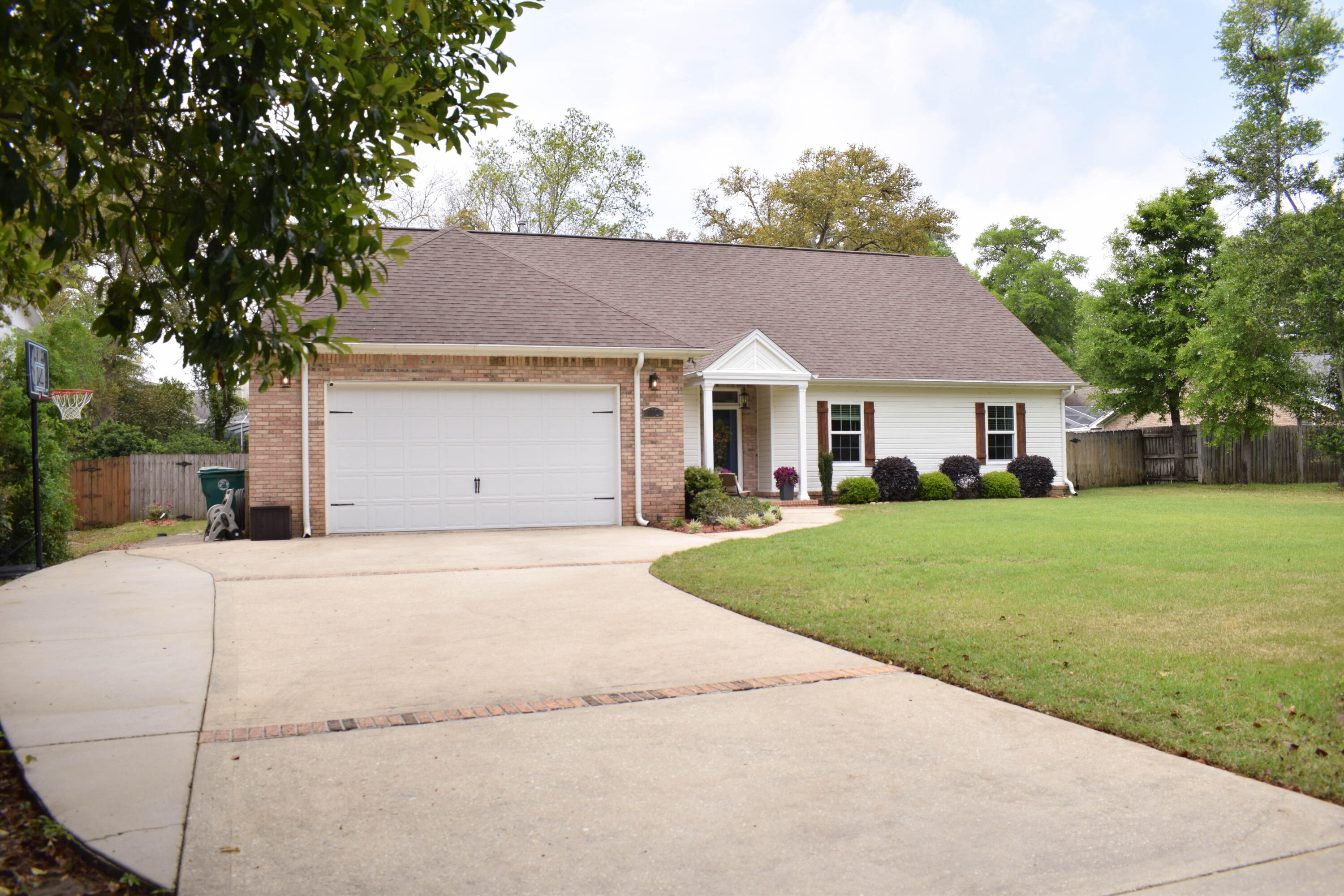 LAUREL S/D - Residential