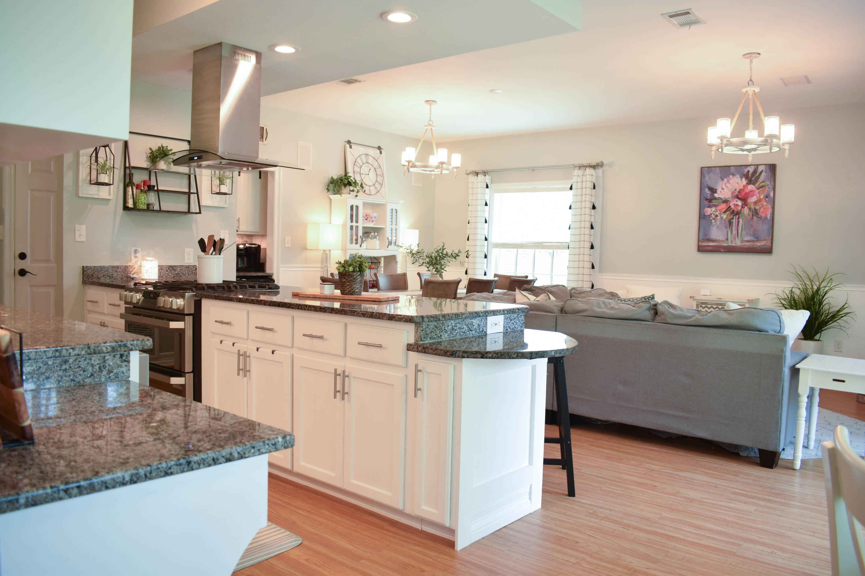 LAUREL S/D - Residential