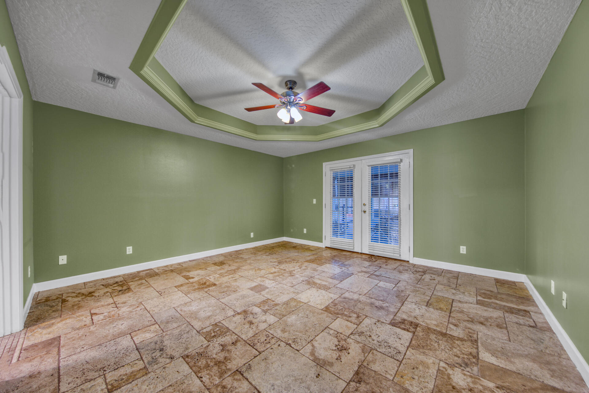 SEQUOIA ESTATES - Residential