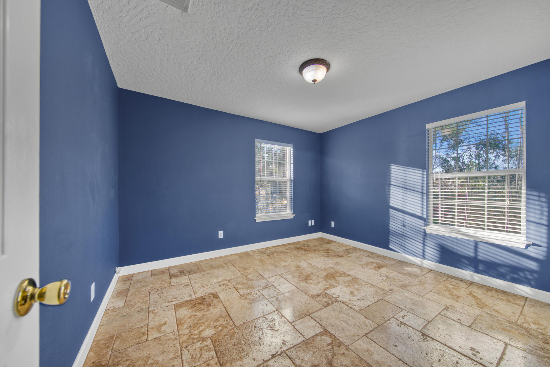 SEQUOIA ESTATES - Residential