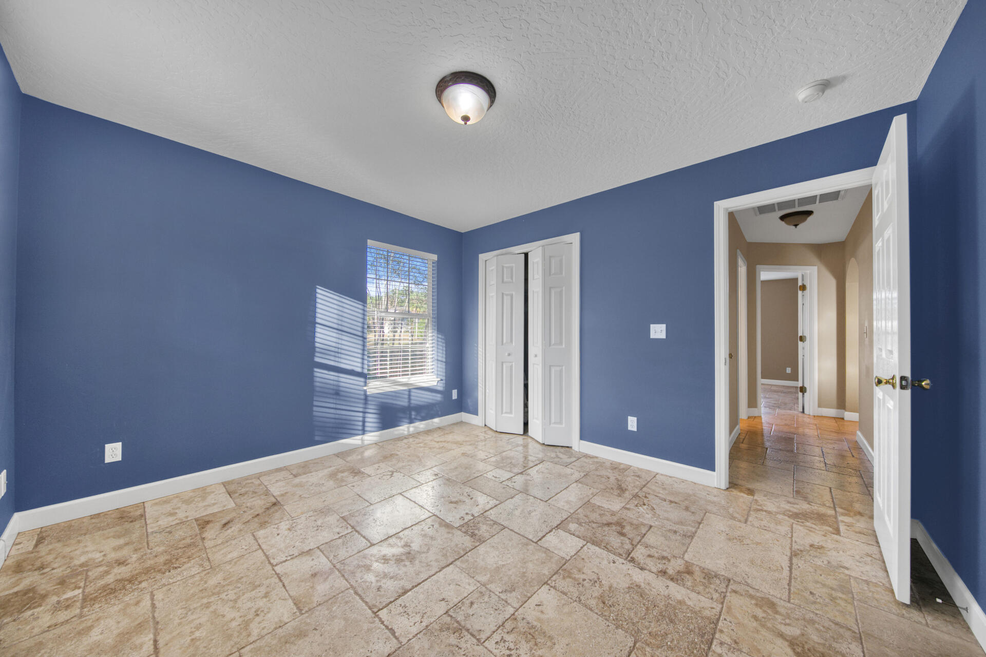 SEQUOIA ESTATES - Residential