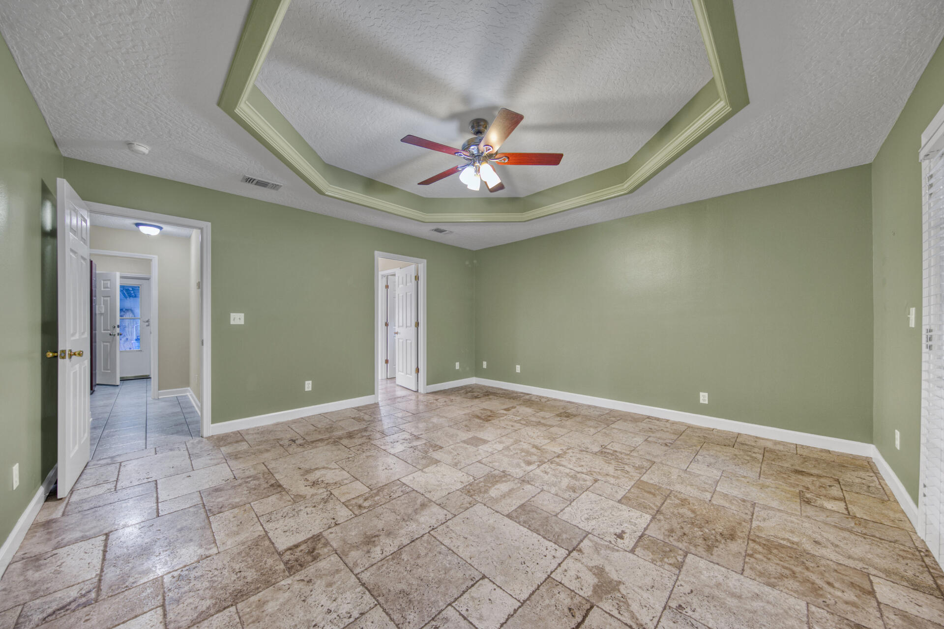 SEQUOIA ESTATES - Residential