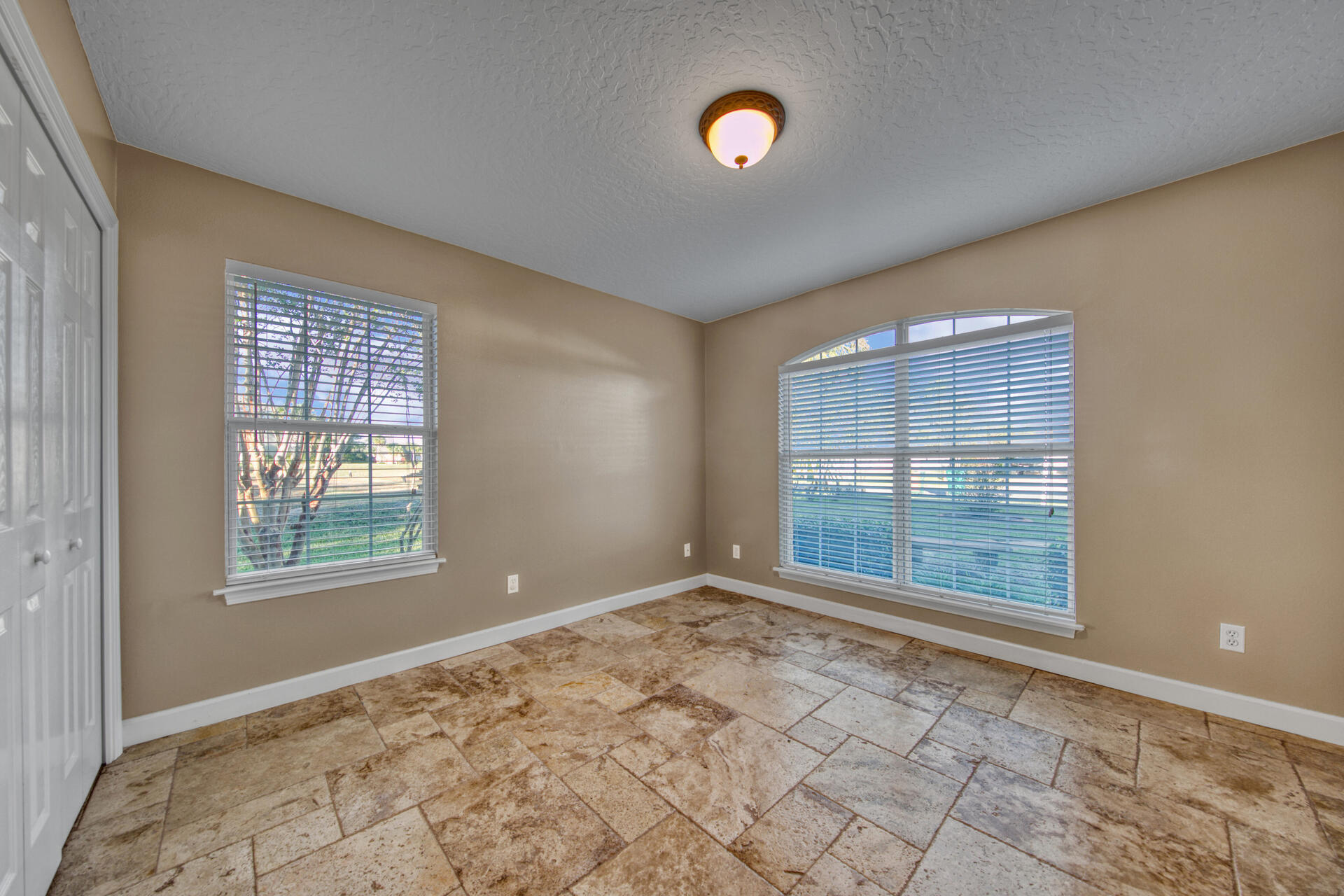 SEQUOIA ESTATES - Residential