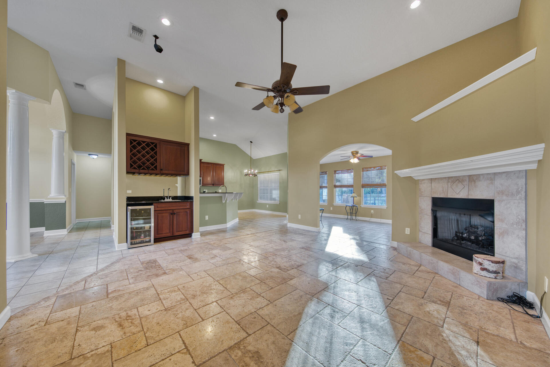 SEQUOIA ESTATES - Residential