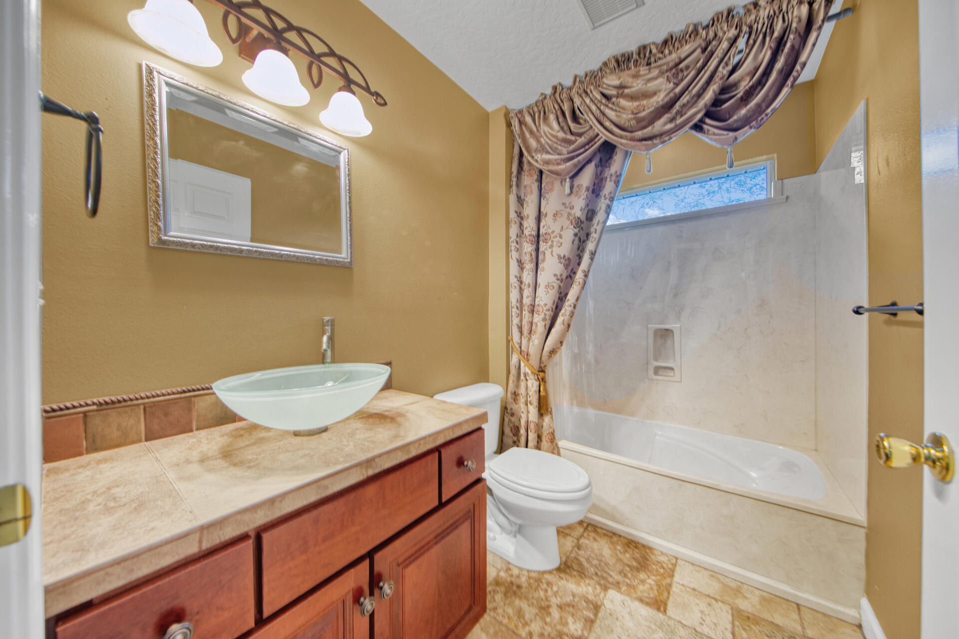 SEQUOIA ESTATES - Residential