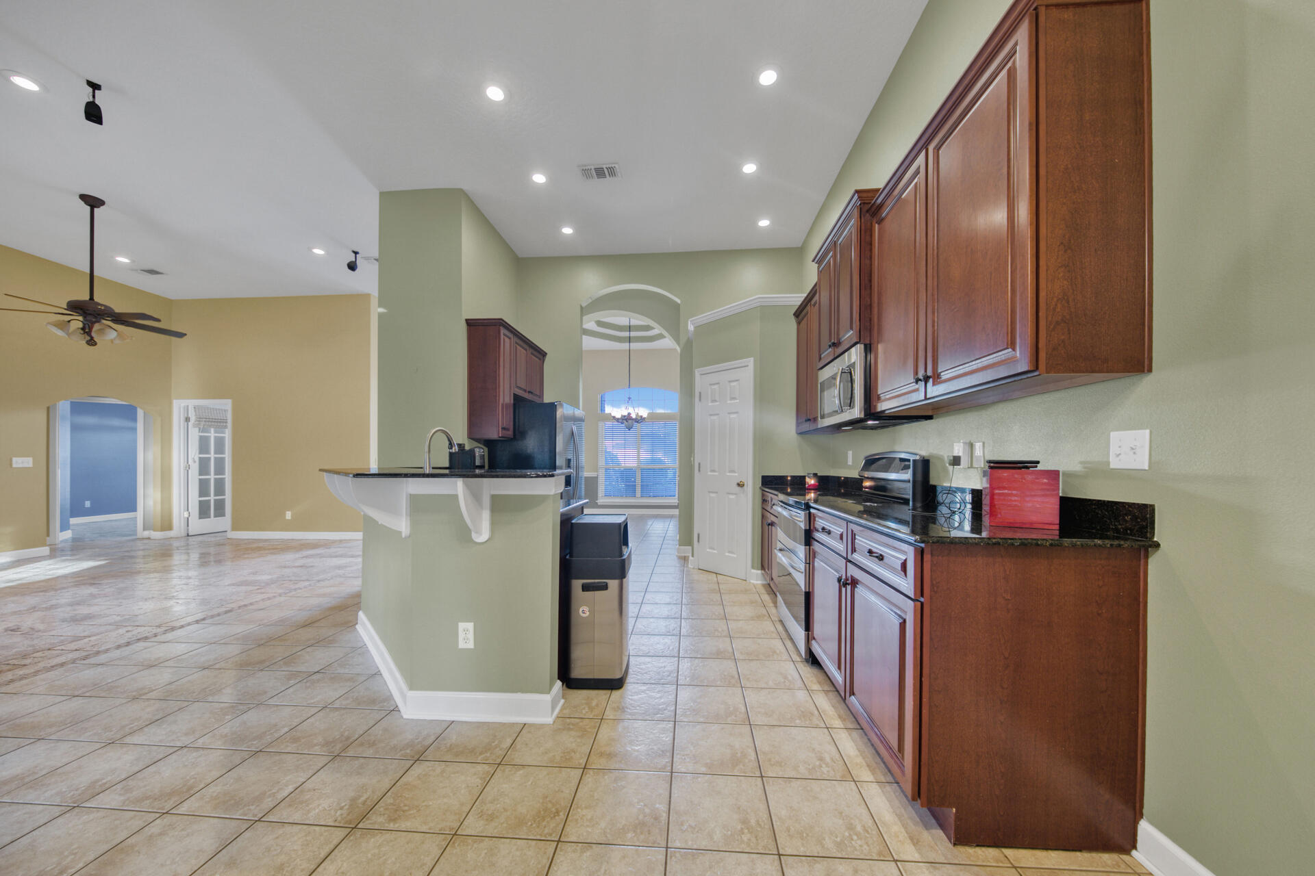 SEQUOIA ESTATES - Residential