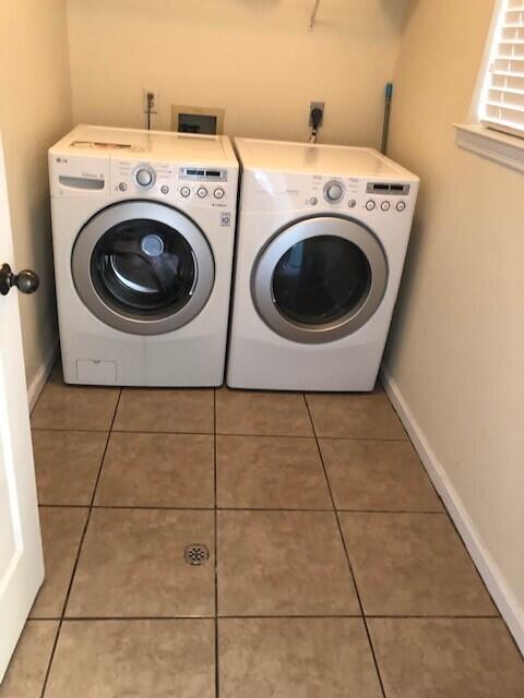 POINTE OF VIEW - Residential