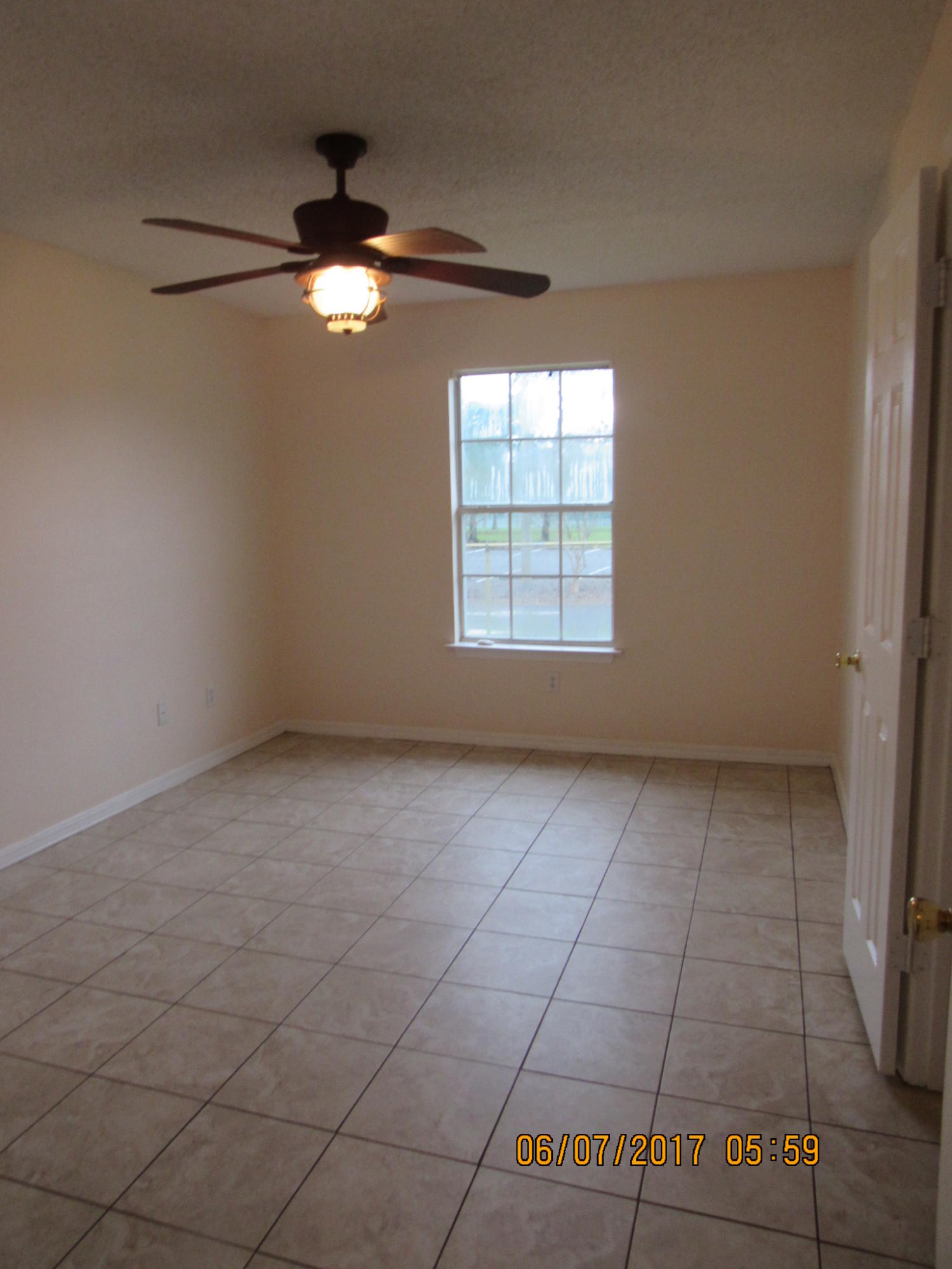 SEA LARK LANDING - Residential Lease