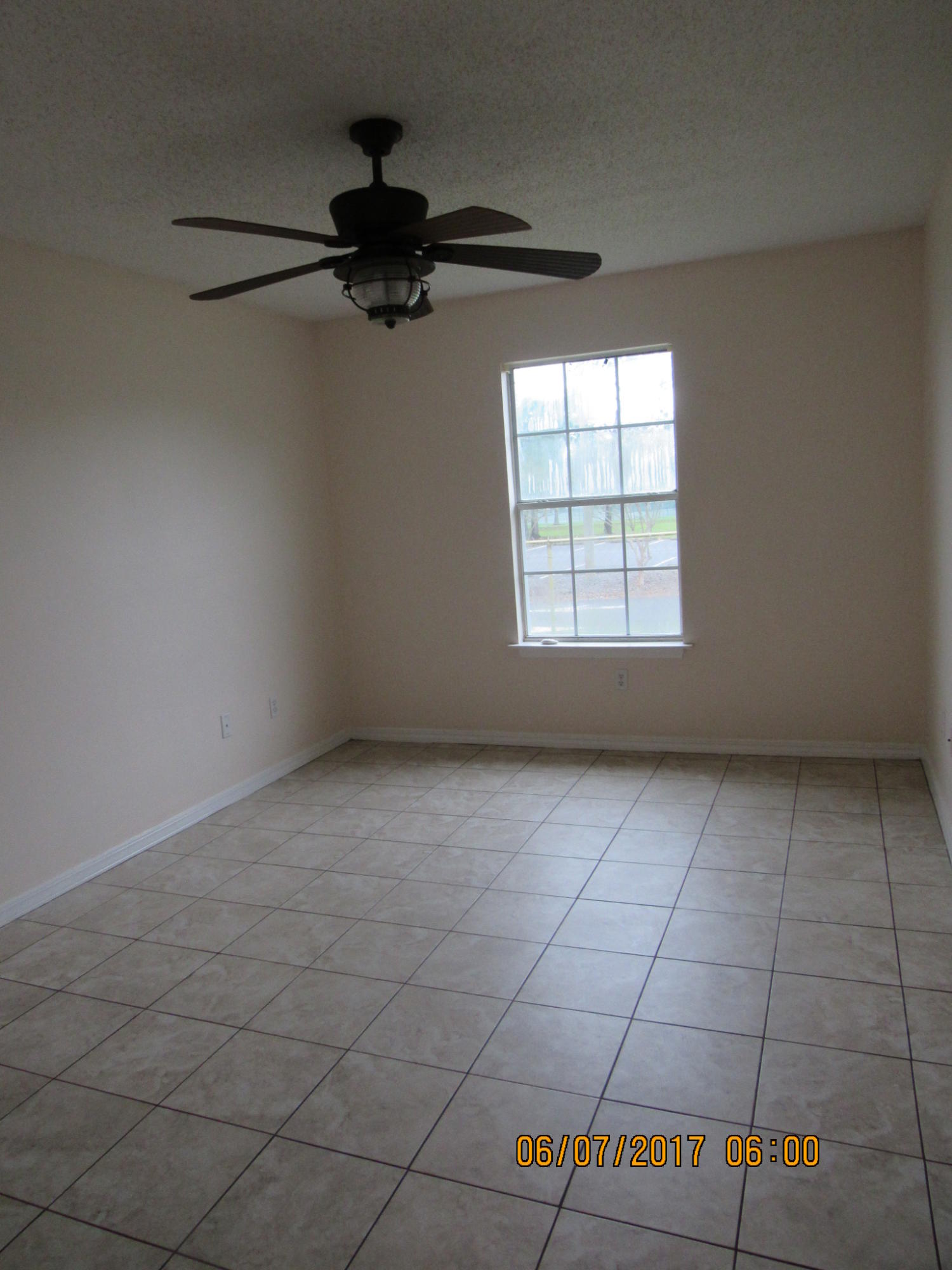 SEA LARK LANDING - Residential Lease