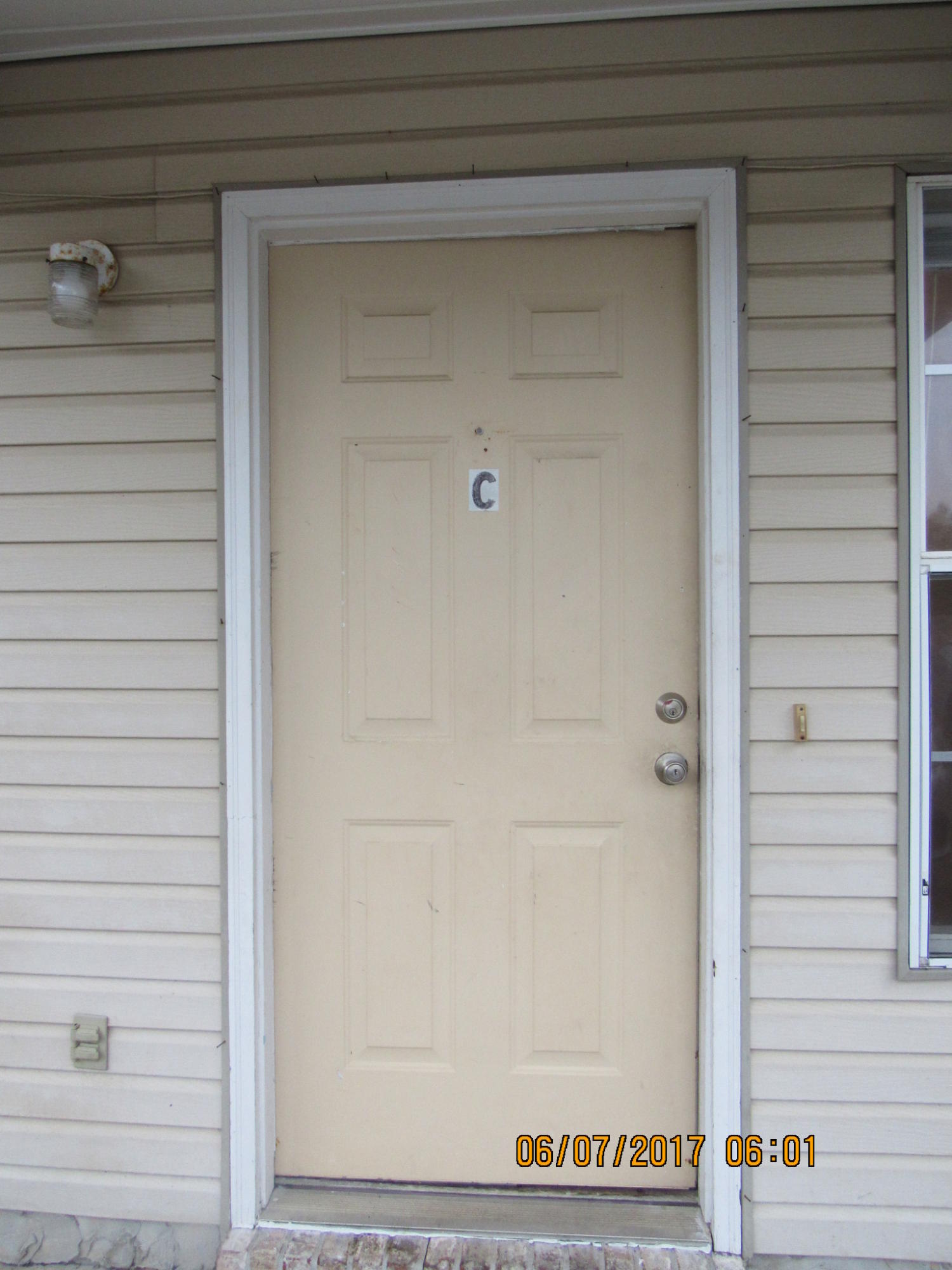 SEA LARK LANDING - Residential Lease