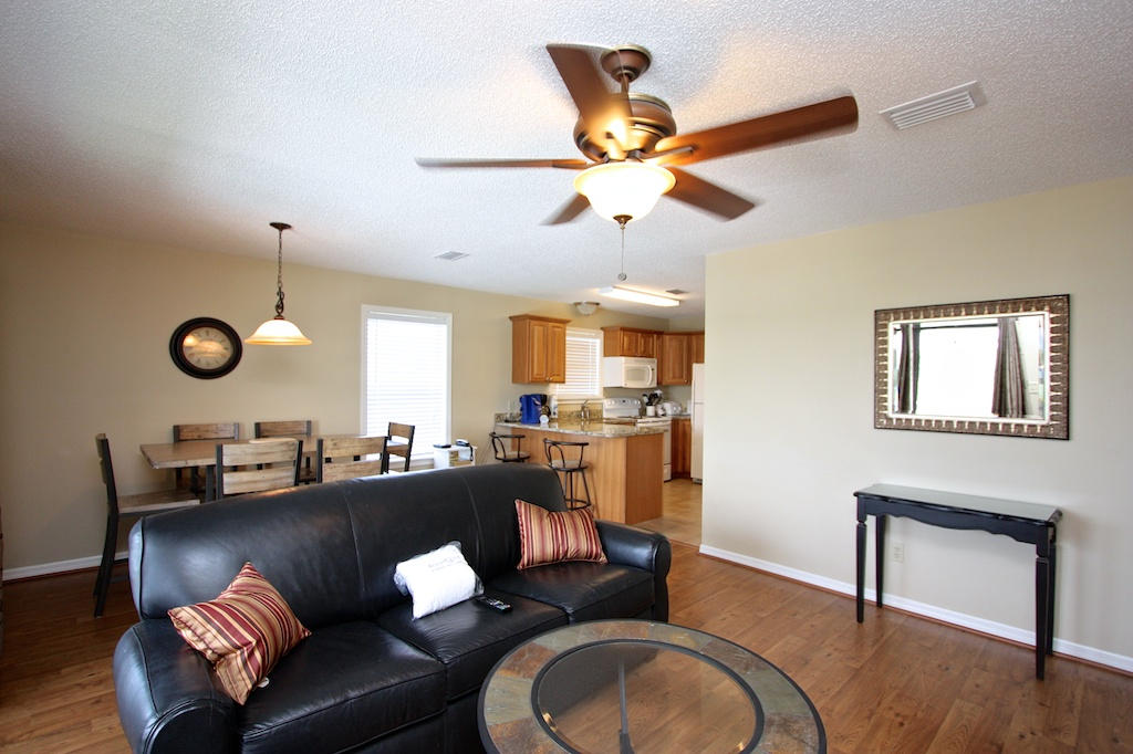 BEACHWOOD VILLAS CONDO - Residential