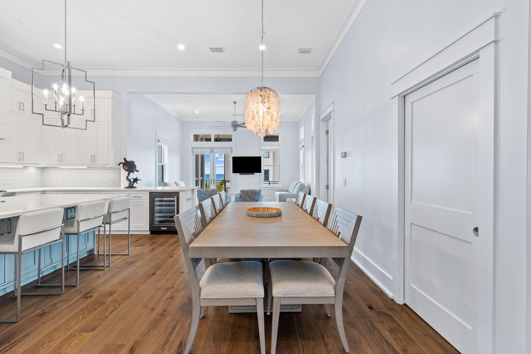 VILLAGE OF WHITE CLIFFS THE - Residential
