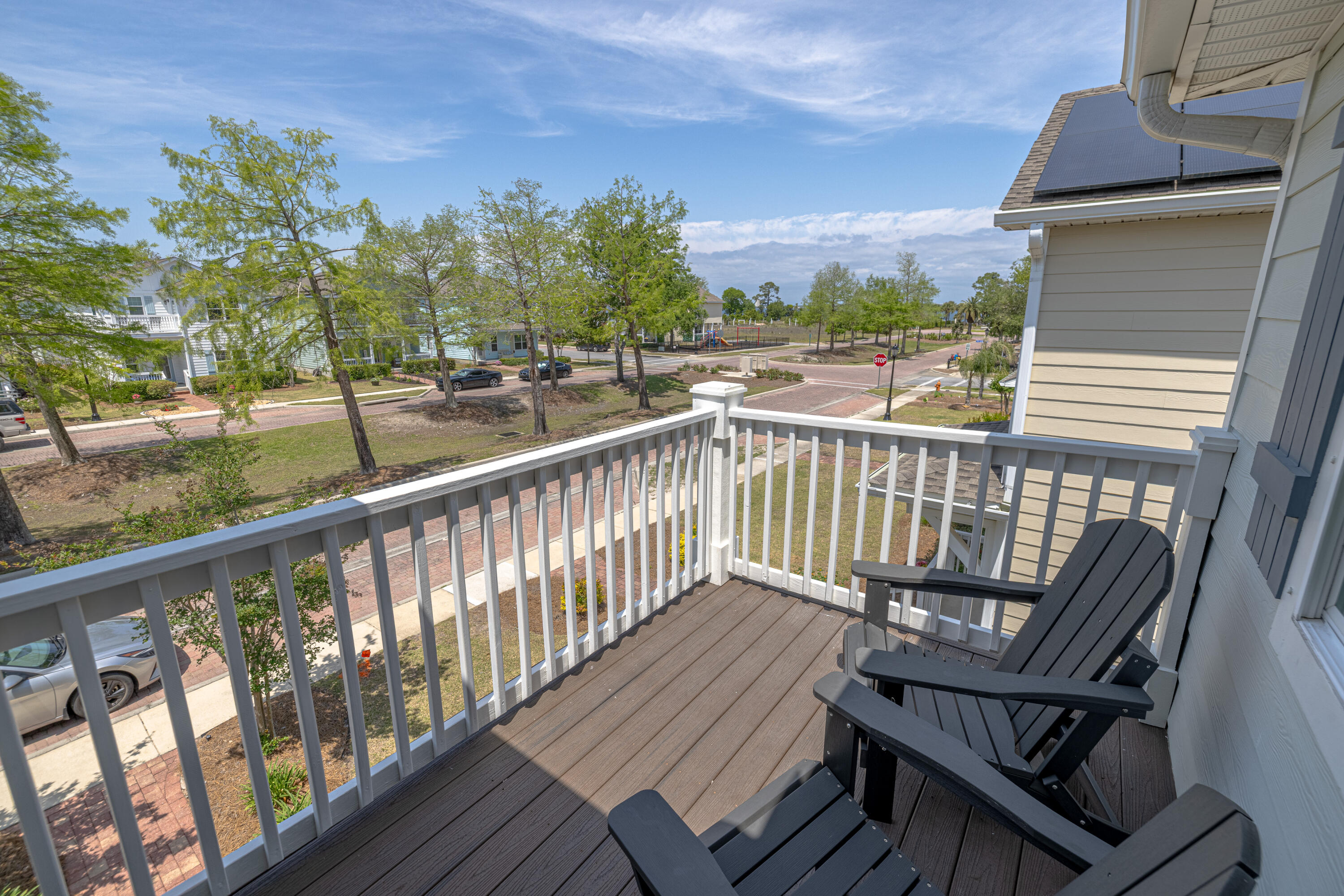 MAGNOLIA BAY CLUB T/H PH II - Residential