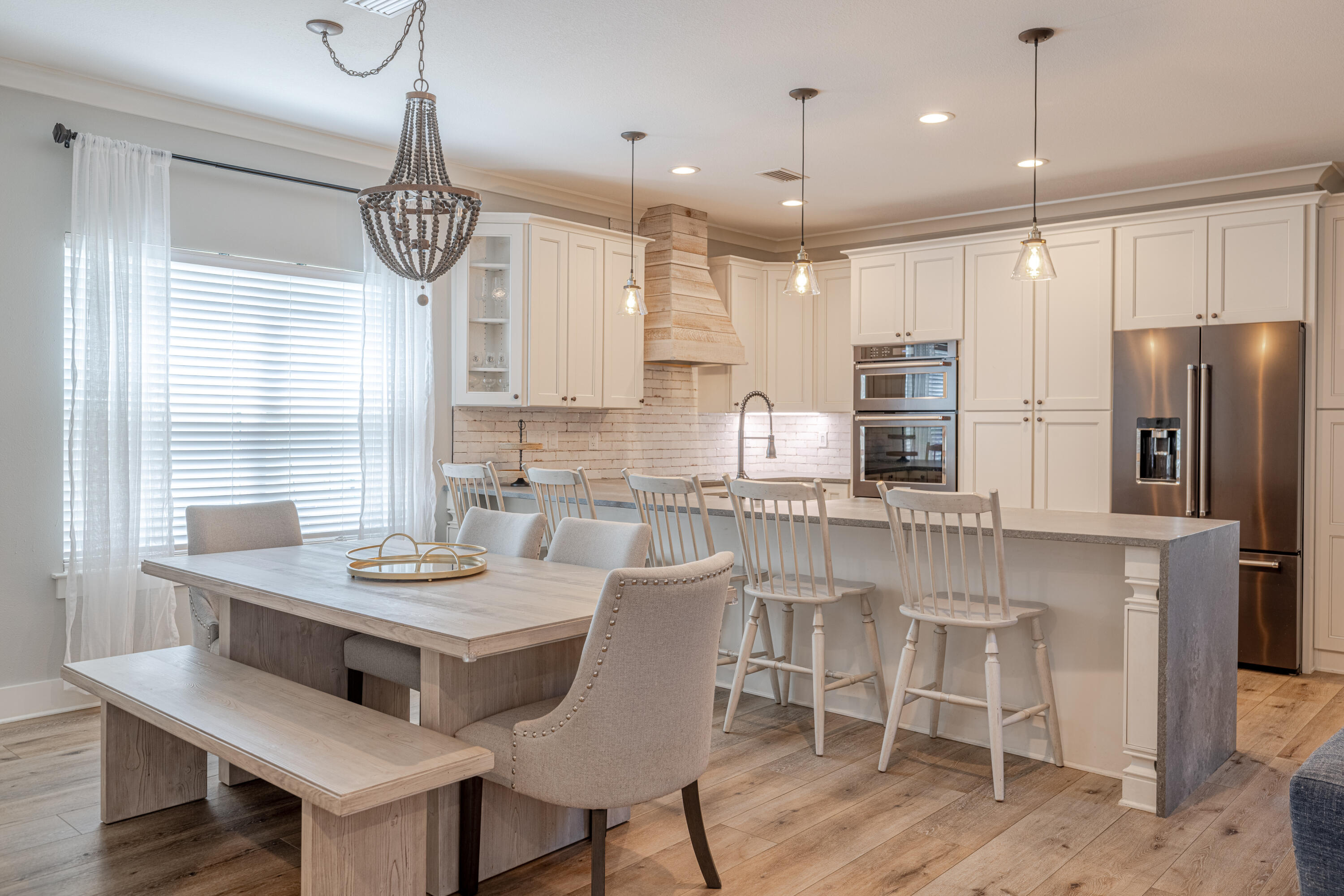 MAGNOLIA BAY CLUB T/H PH II - Residential