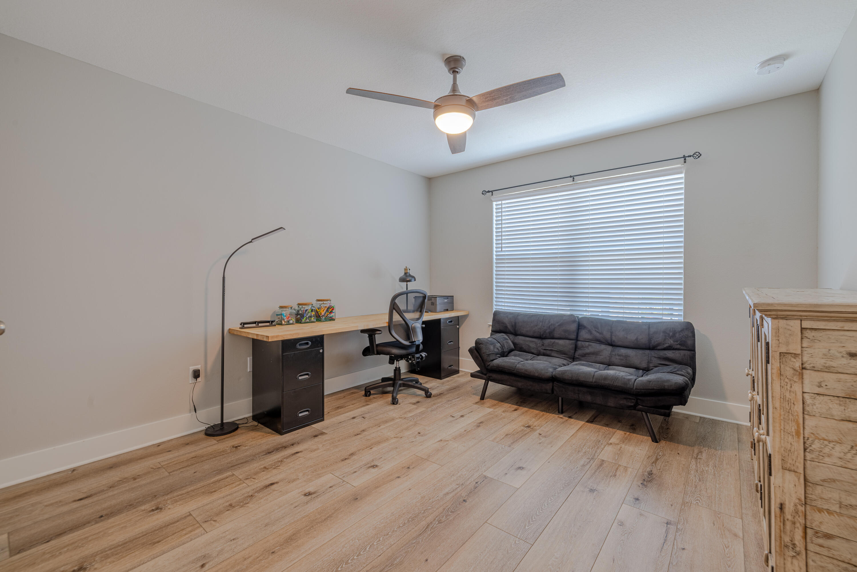 MAGNOLIA BAY CLUB T/H PH II - Residential