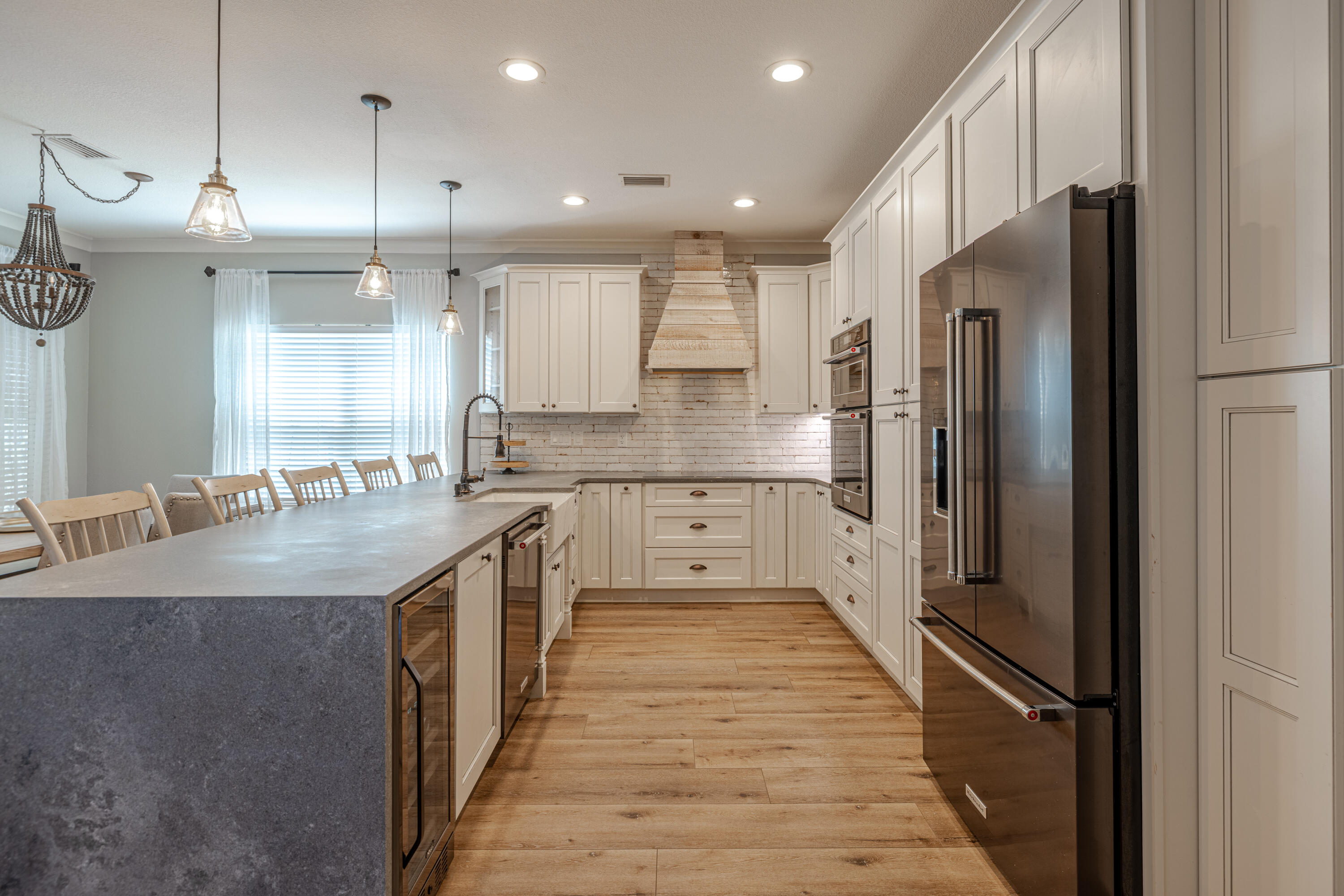 MAGNOLIA BAY CLUB T/H PH II - Residential