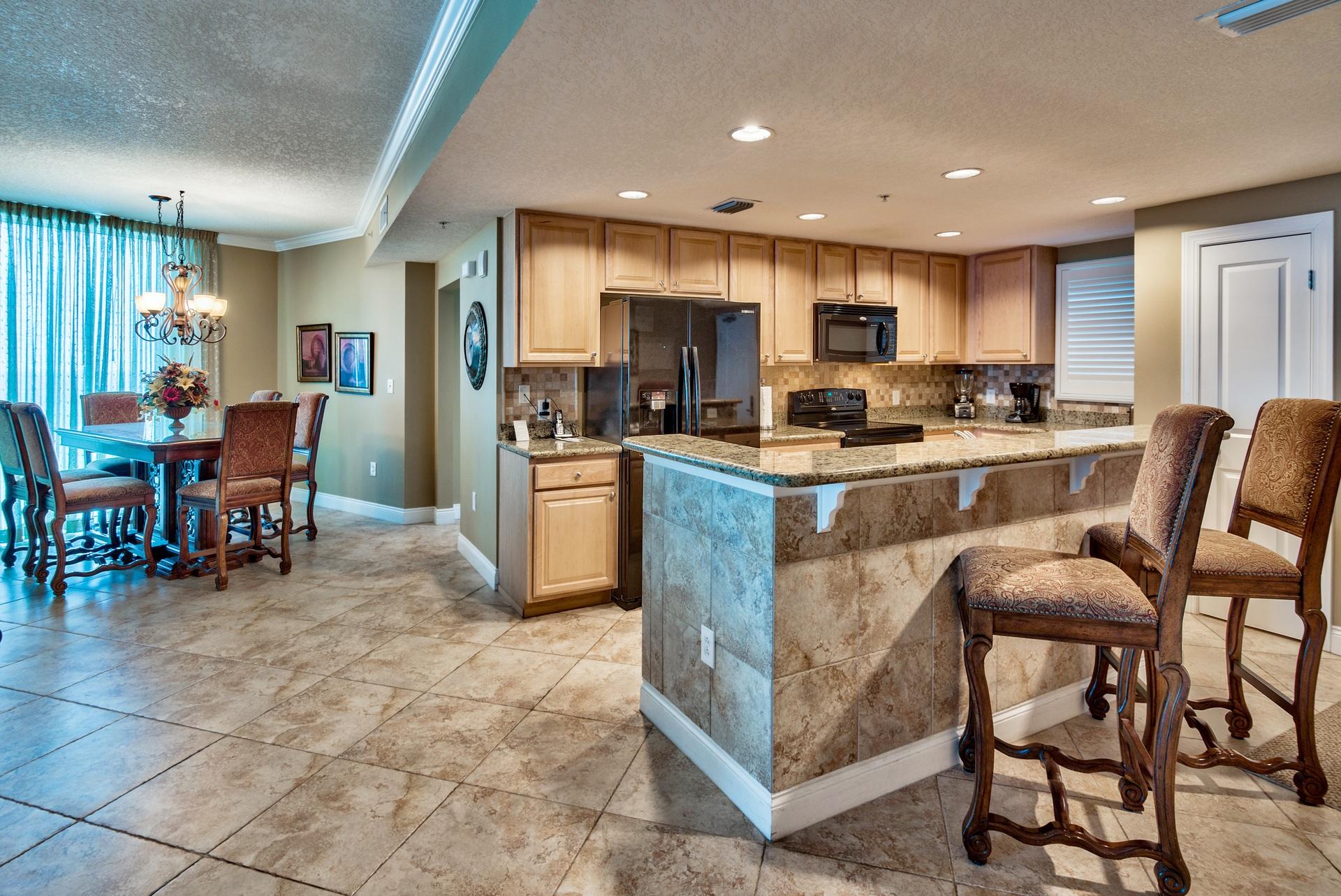 PALAZZO CONDOMINIUMS - Residential