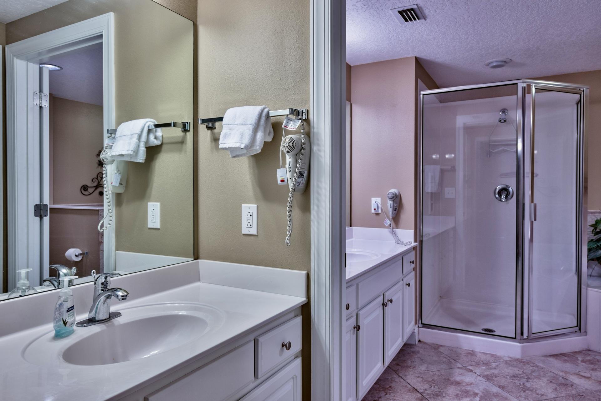 PALAZZO CONDOMINIUMS - Residential