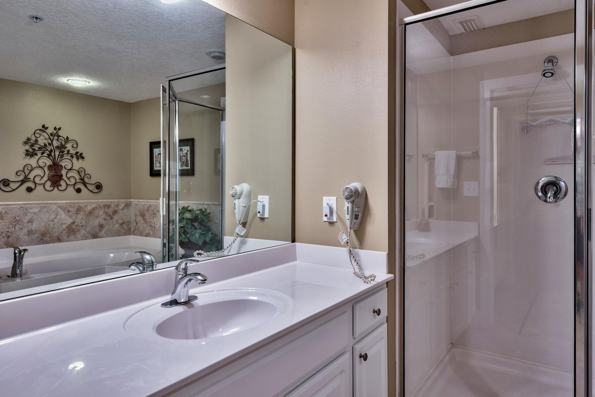 PALAZZO CONDOMINIUMS - Residential