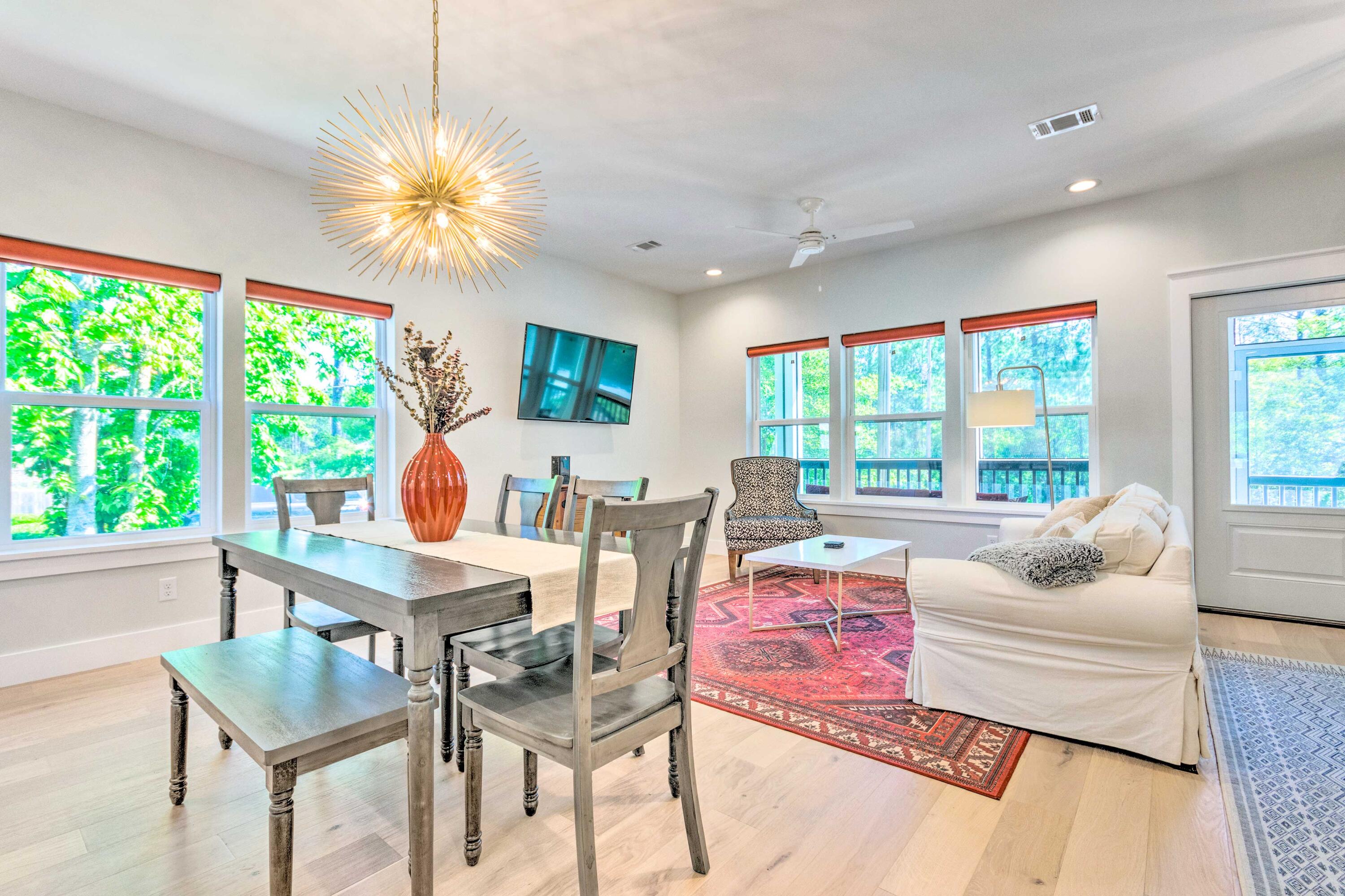 TOWN OF SANTA ROSA - Residential