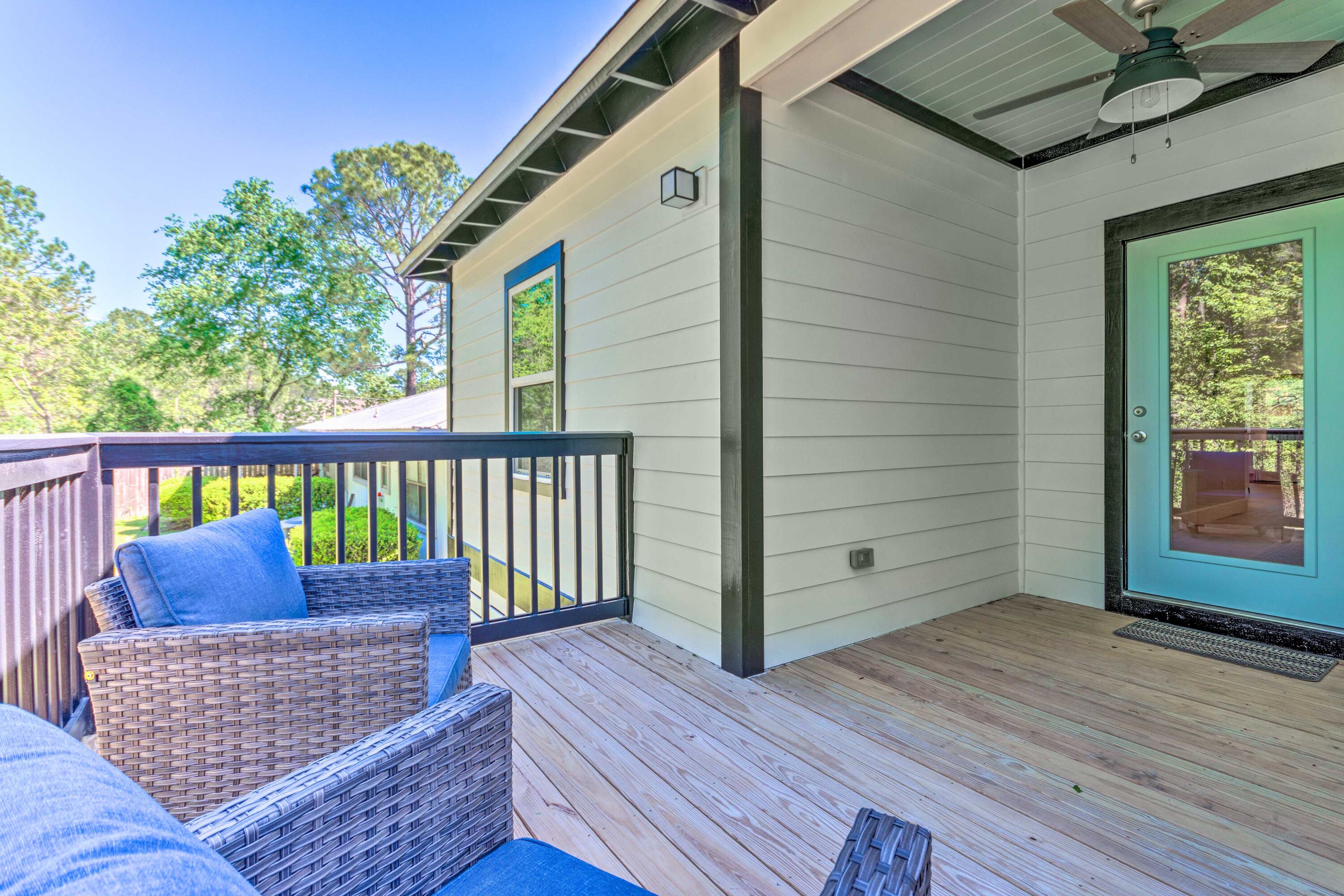 TOWN OF SANTA ROSA - Residential