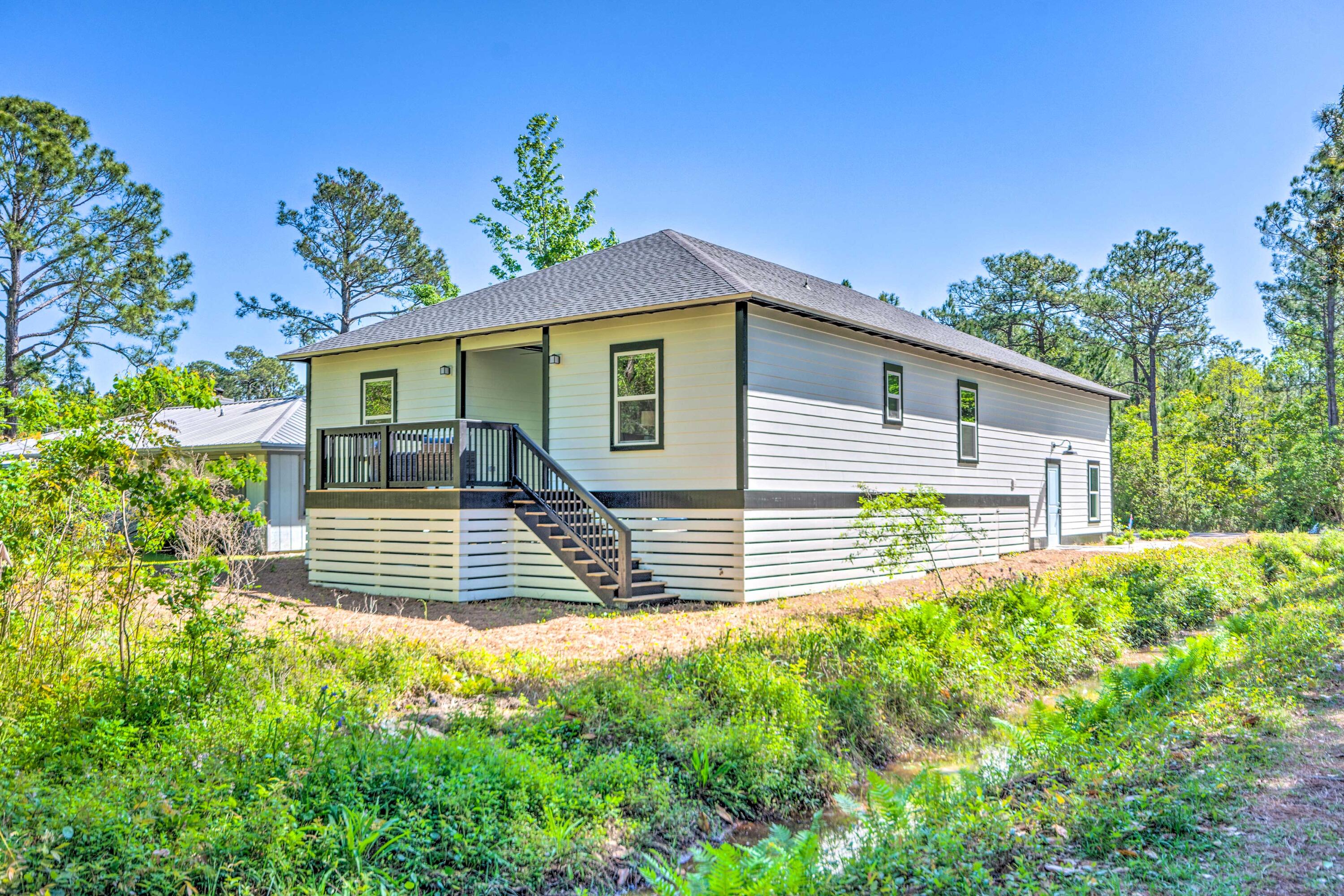 TOWN OF SANTA ROSA - Residential