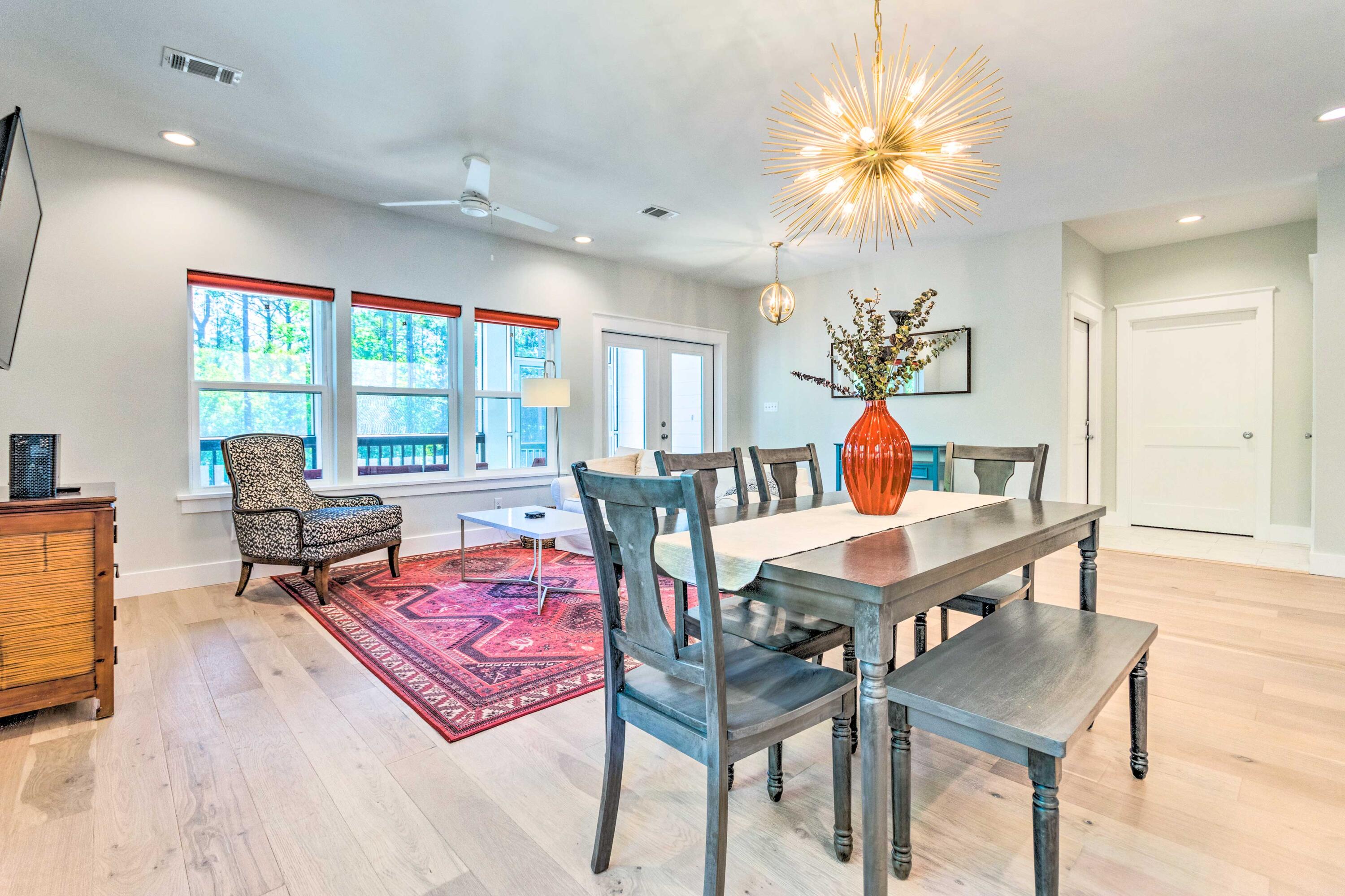 TOWN OF SANTA ROSA - Residential