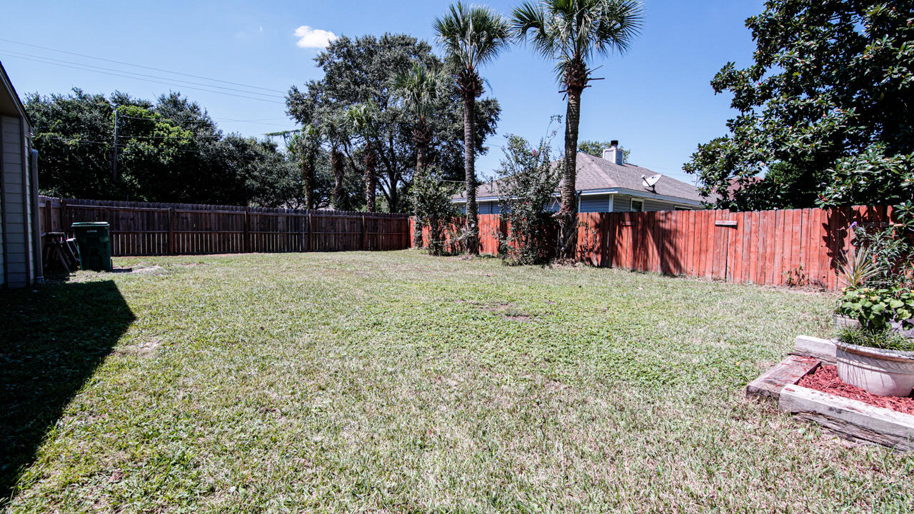 WYNNEHAVEN BEACH ESTATES - Residential
