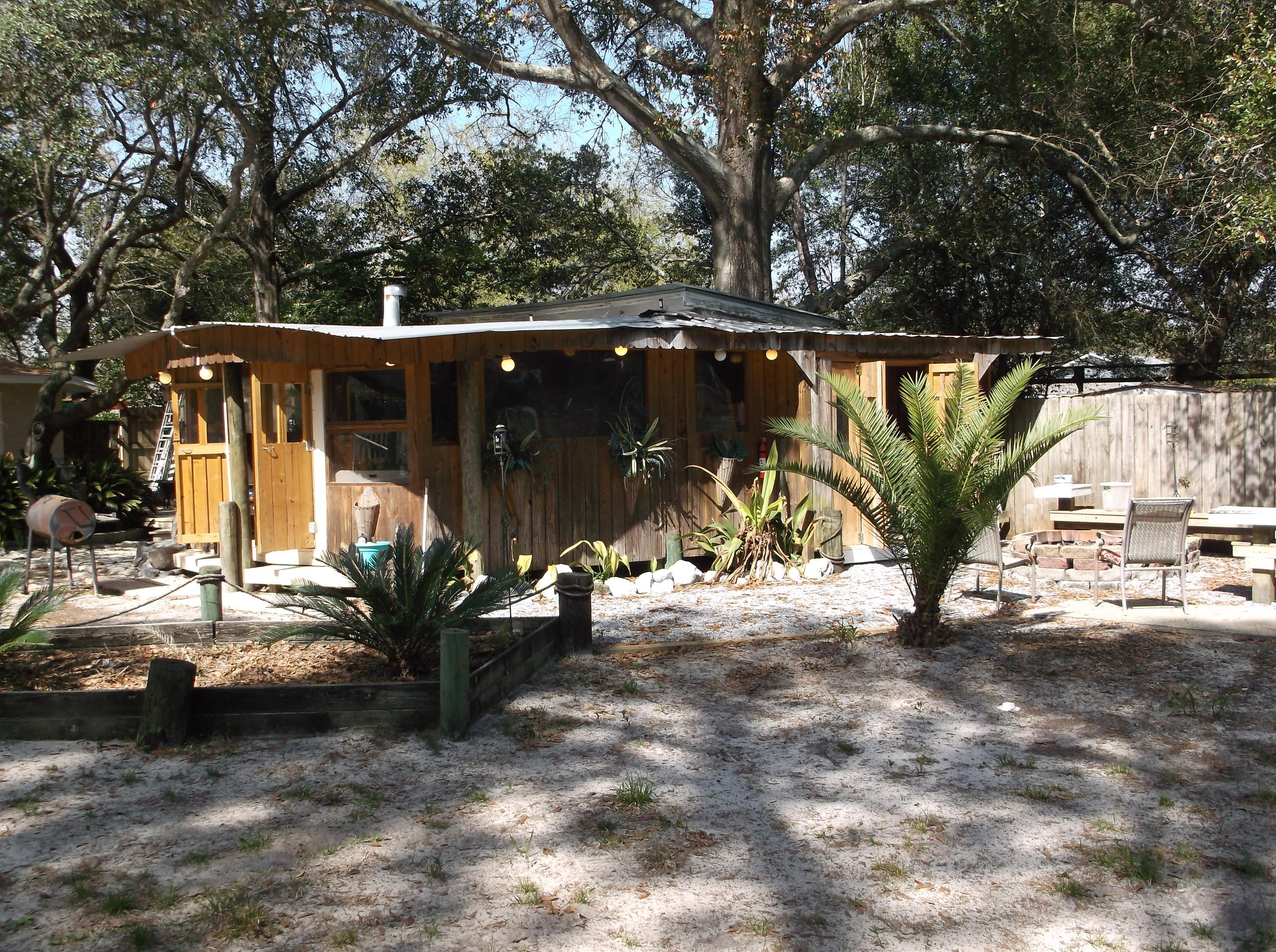 GARNIER BEACH - Residential