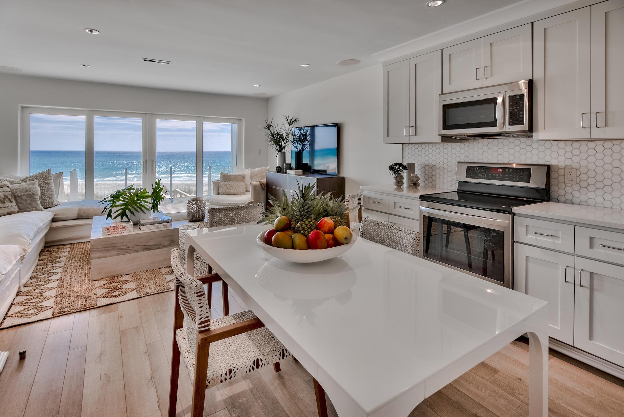 NASCO TOWNHOUSES - Residential