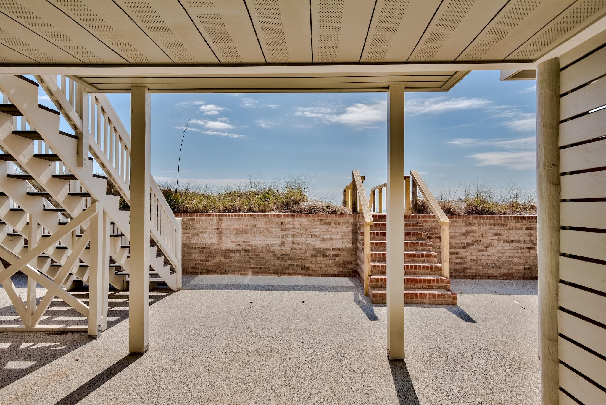 NASCO TOWNHOUSES - Residential