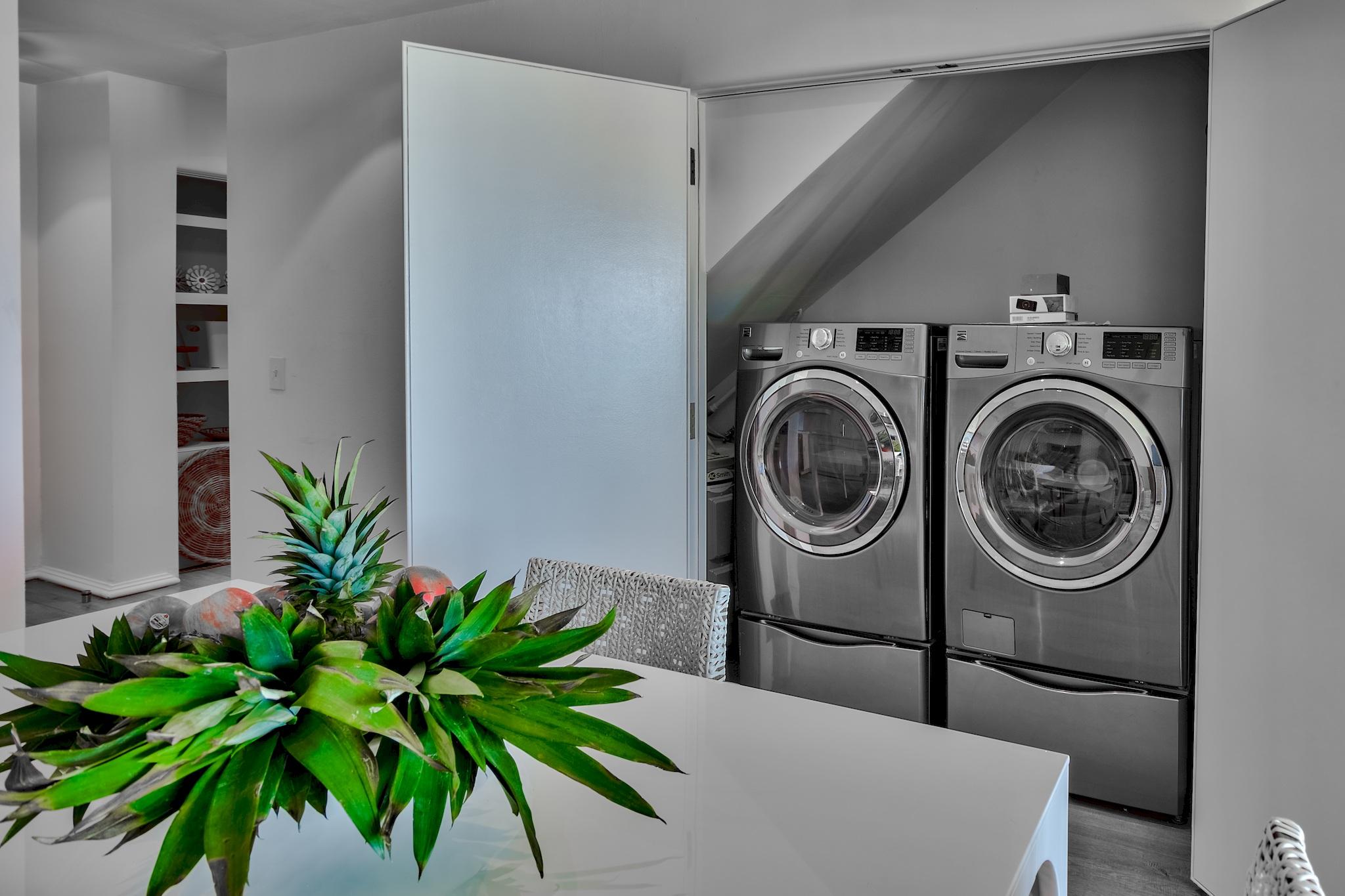 NASCO TOWNHOUSES - Residential