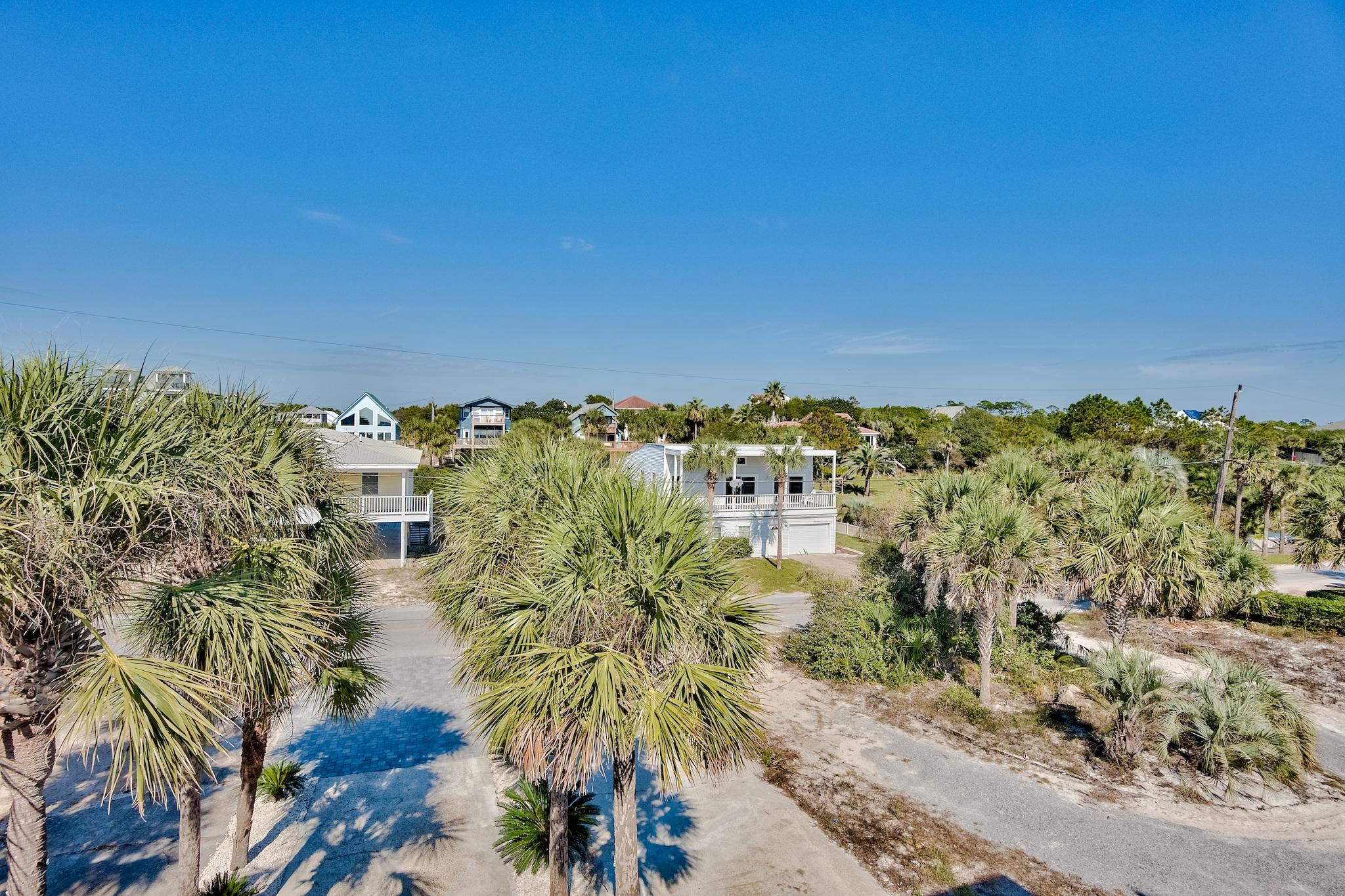 NASCO TOWNHOUSES - Residential